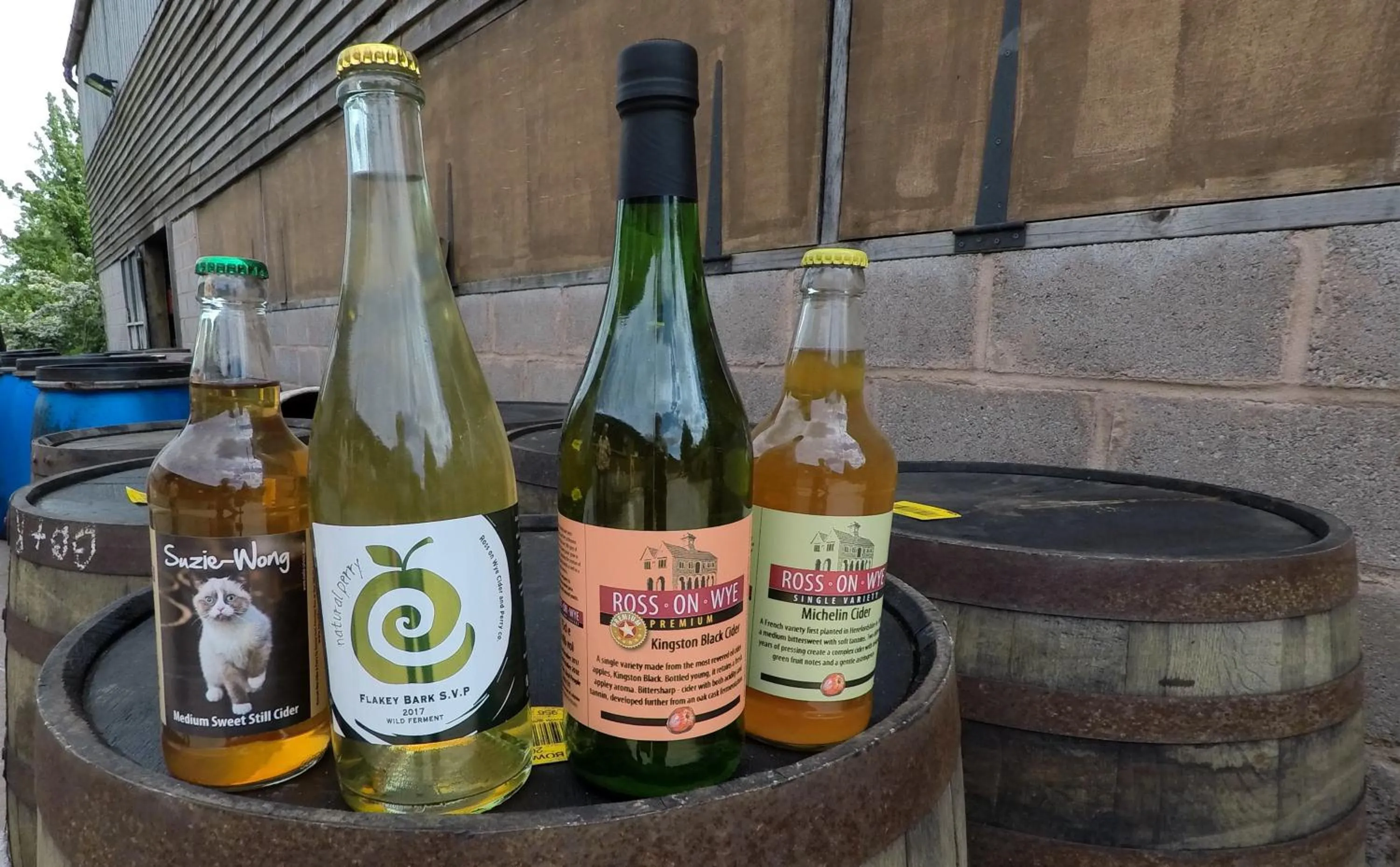 Alcoholic drinks in Broome Farm