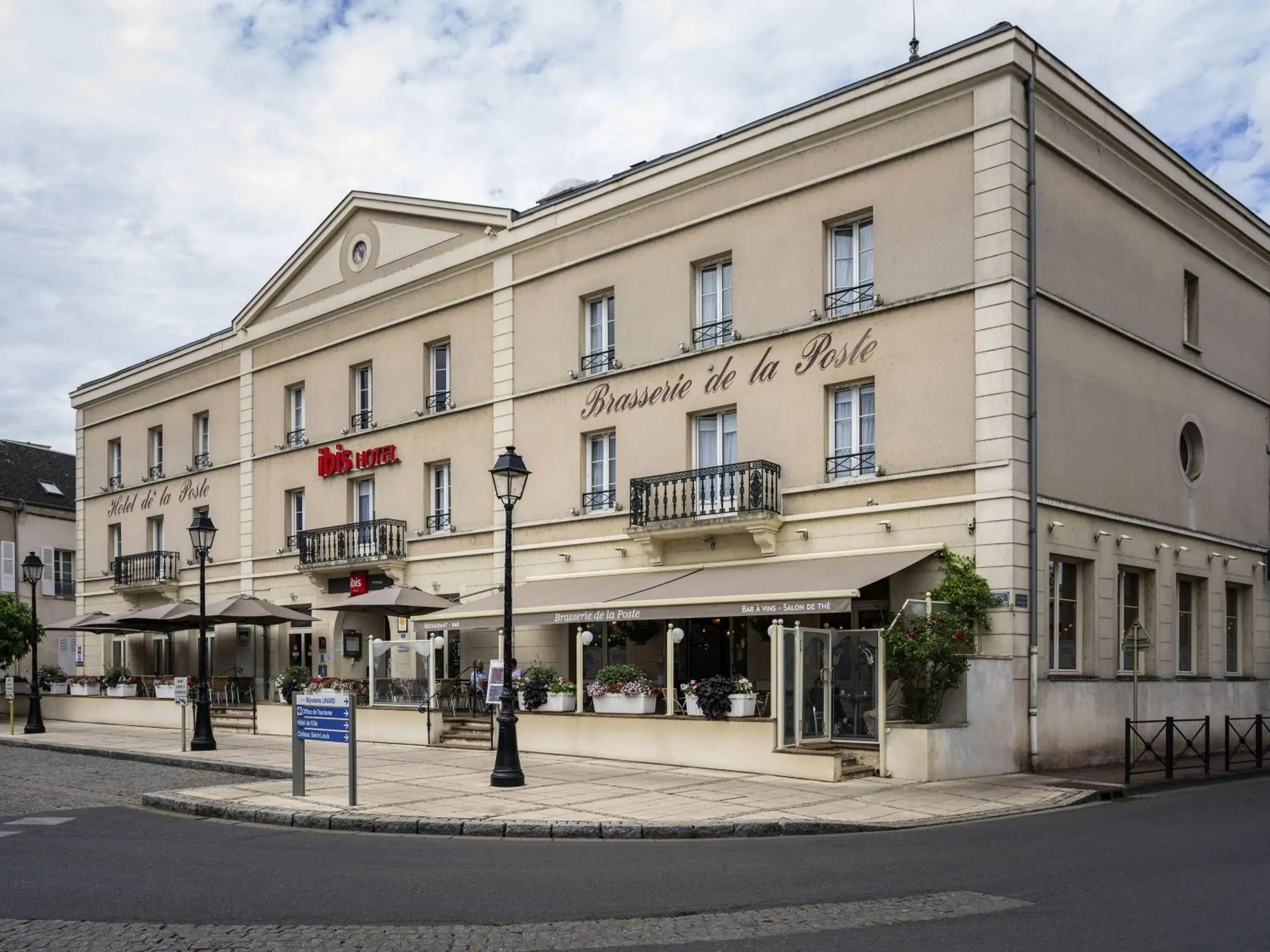 Restaurant/places to eat in ibis Montargis Restaurant/places to eat in ibis Montargis