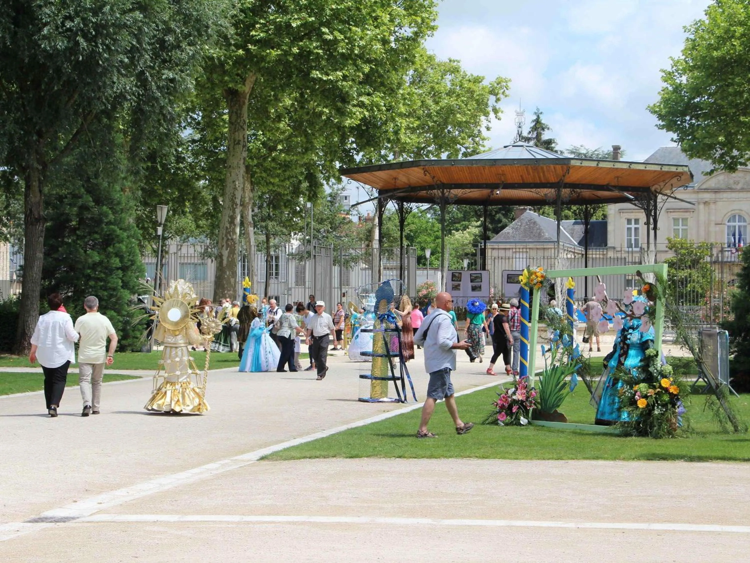 Other in ibis Montargis