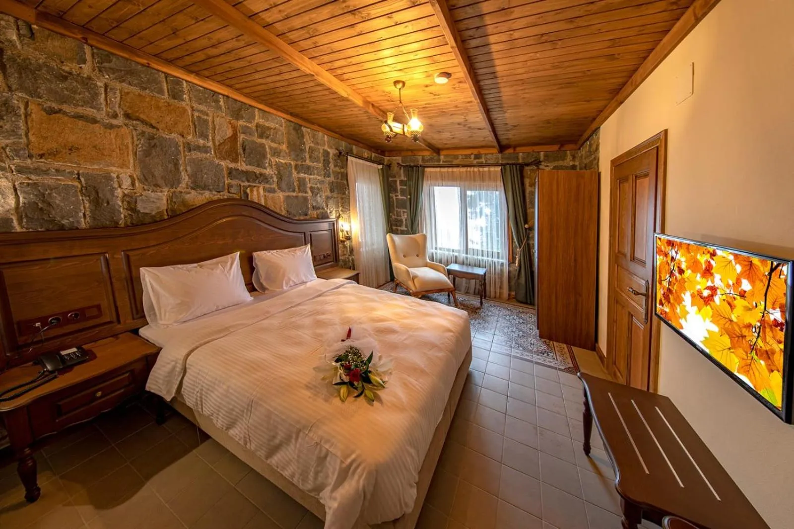 Bed in Foleya Mountain Resort Hotel & Villas