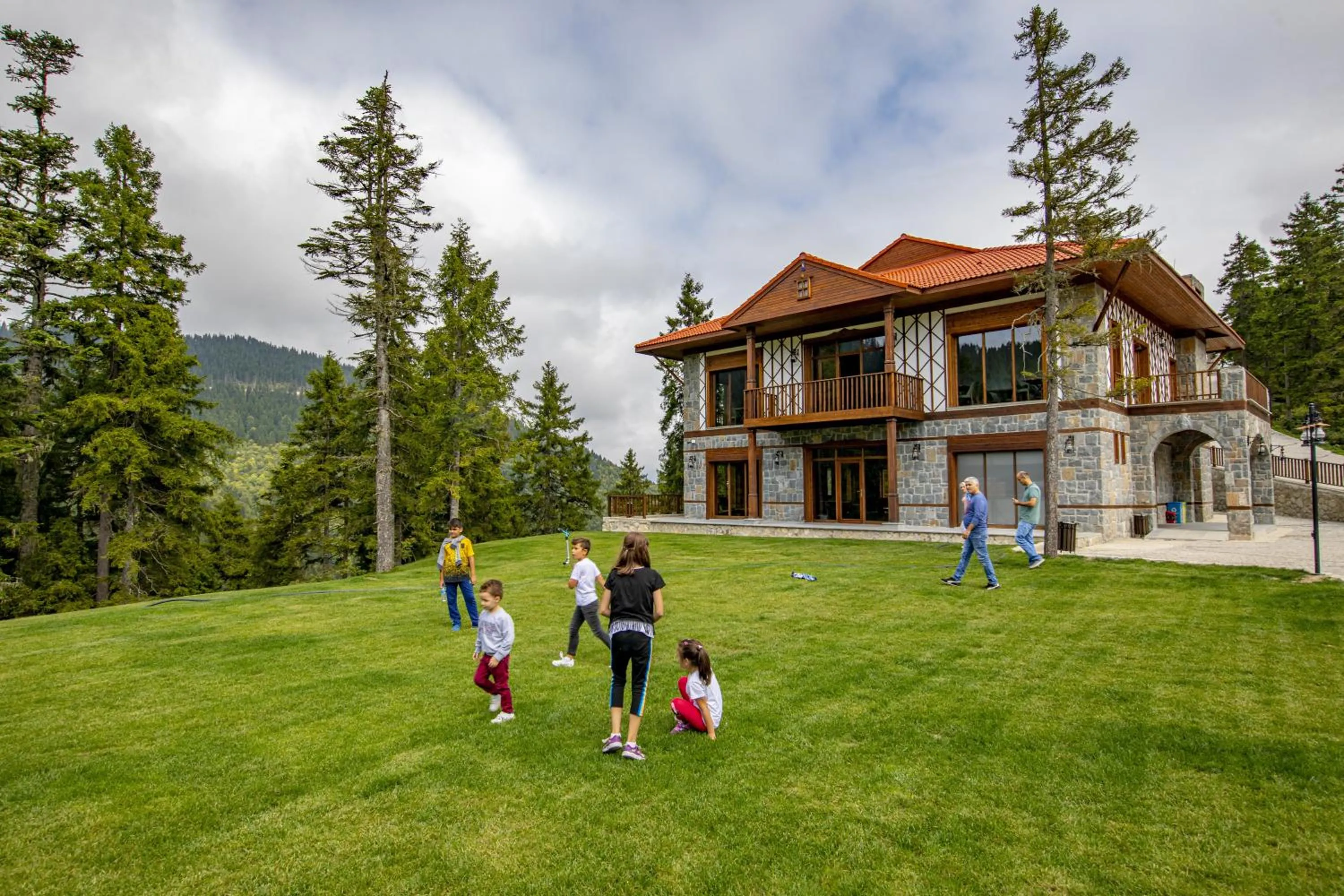 children in Foleya Mountain Resort Hotel & Villas