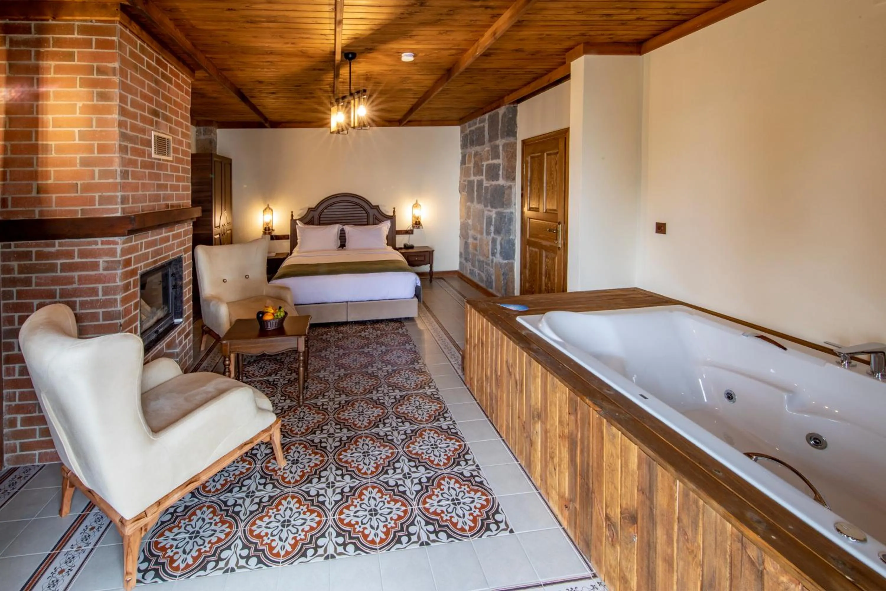 Bed in Foleya Mountain Resort Hotel & Villas