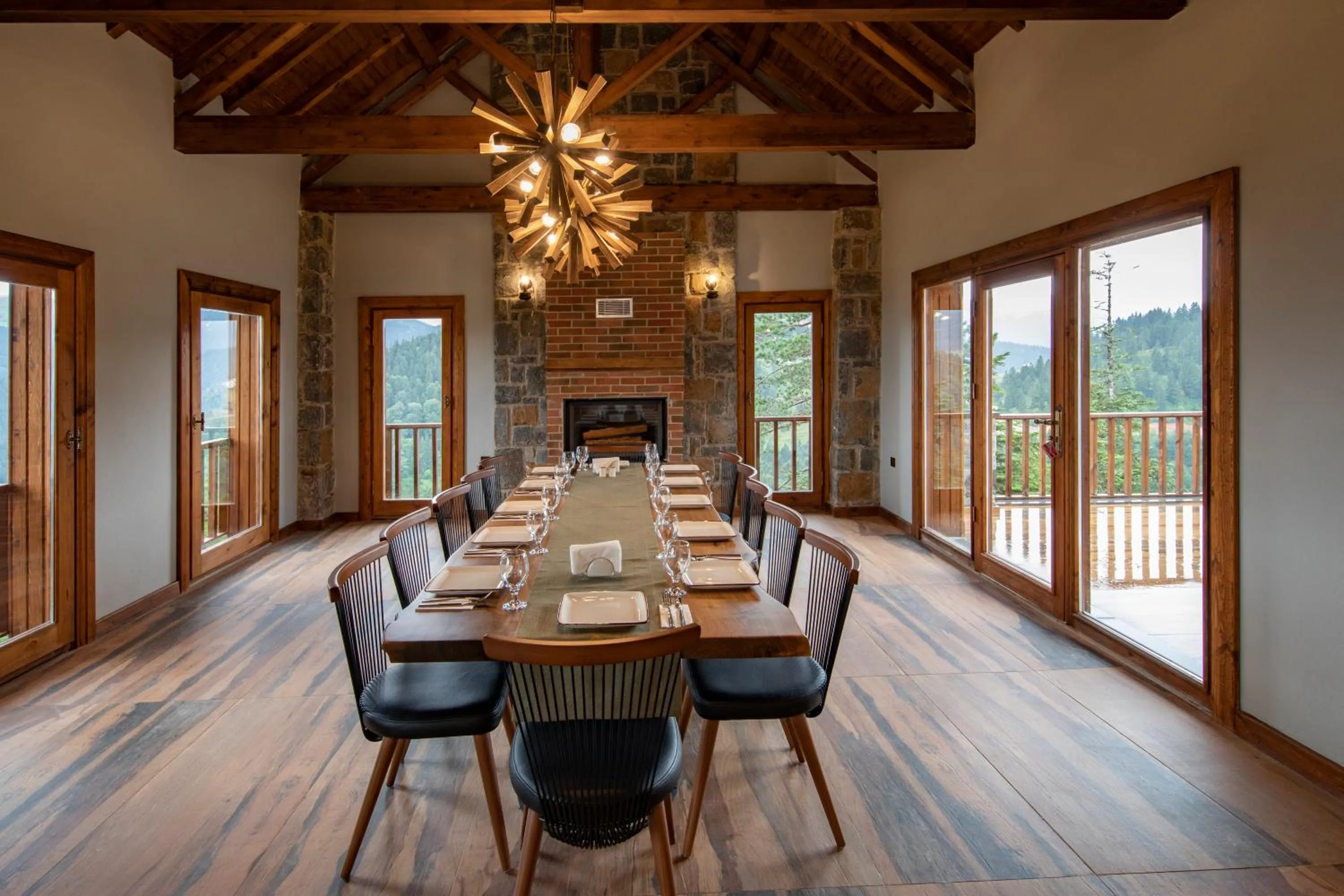 Business facilities in Foleya Mountain Resort Hotel & Villas