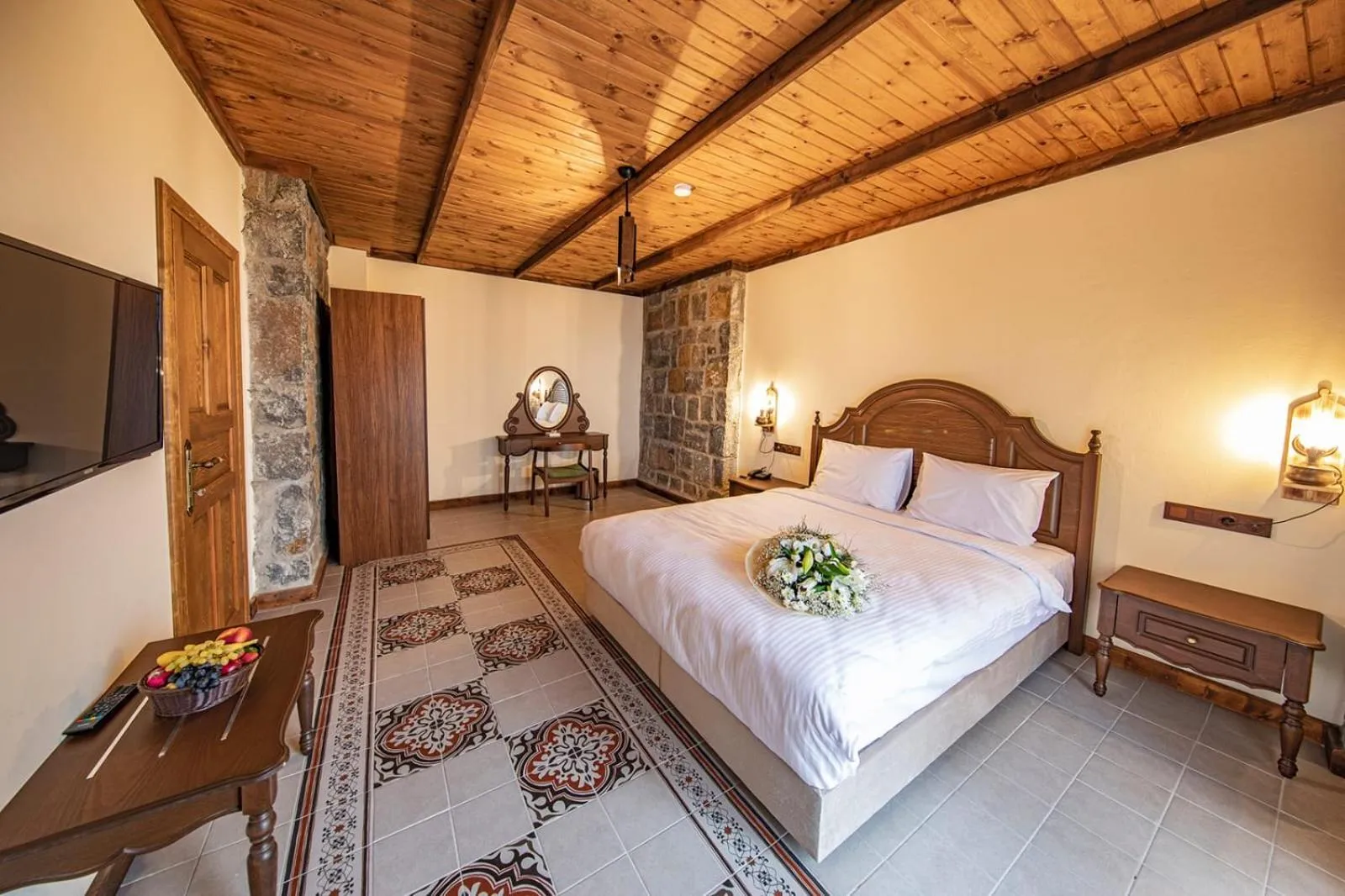 Bed in Foleya Mountain Resort Hotel & Villas