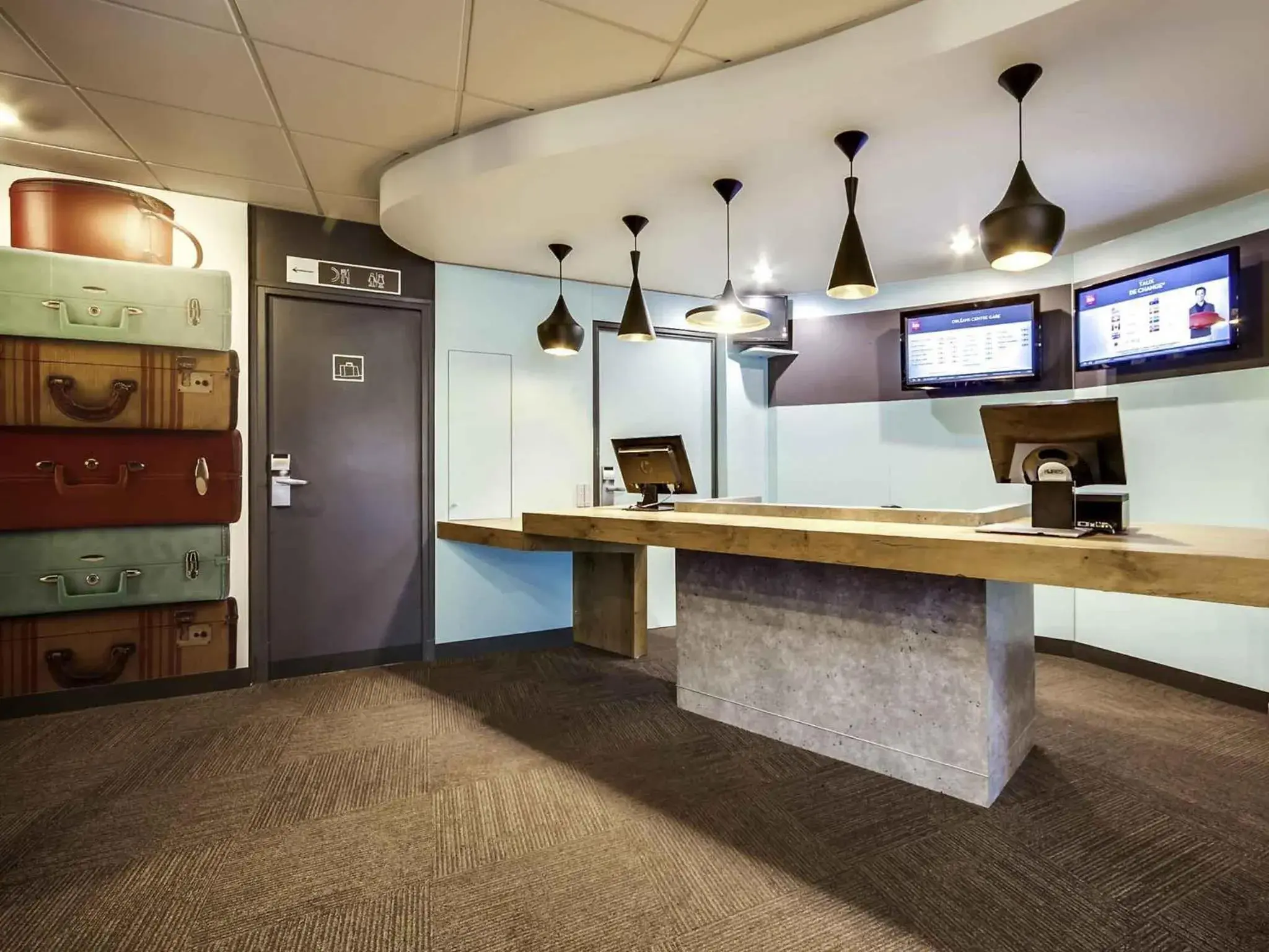 Property building in ibis Orleans Centre Gare Property building in ibis Orleans Centre Gare