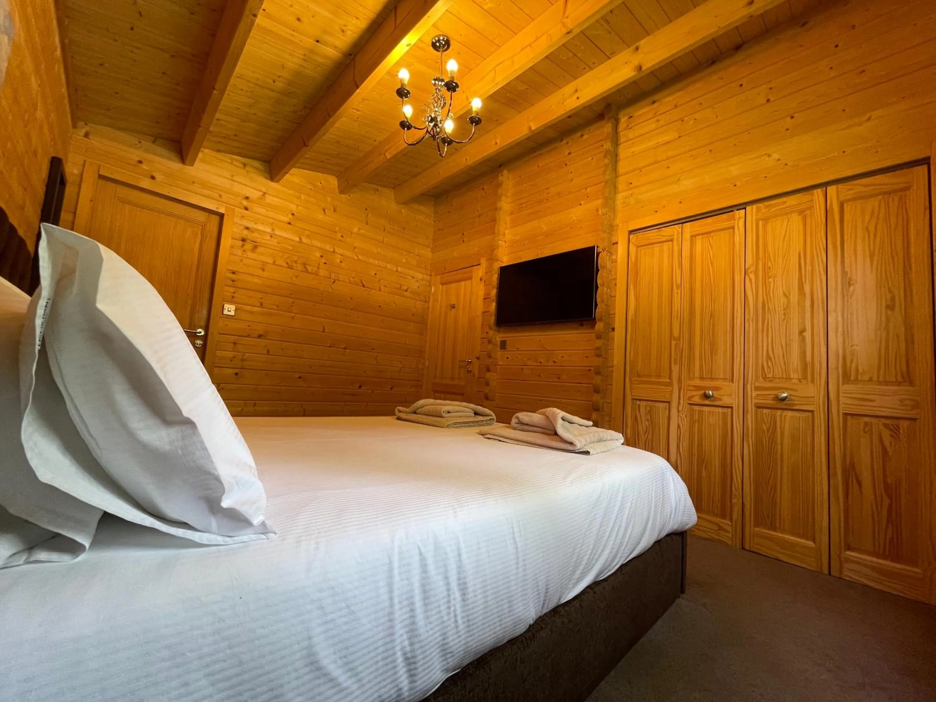 Bed in iLodge 73