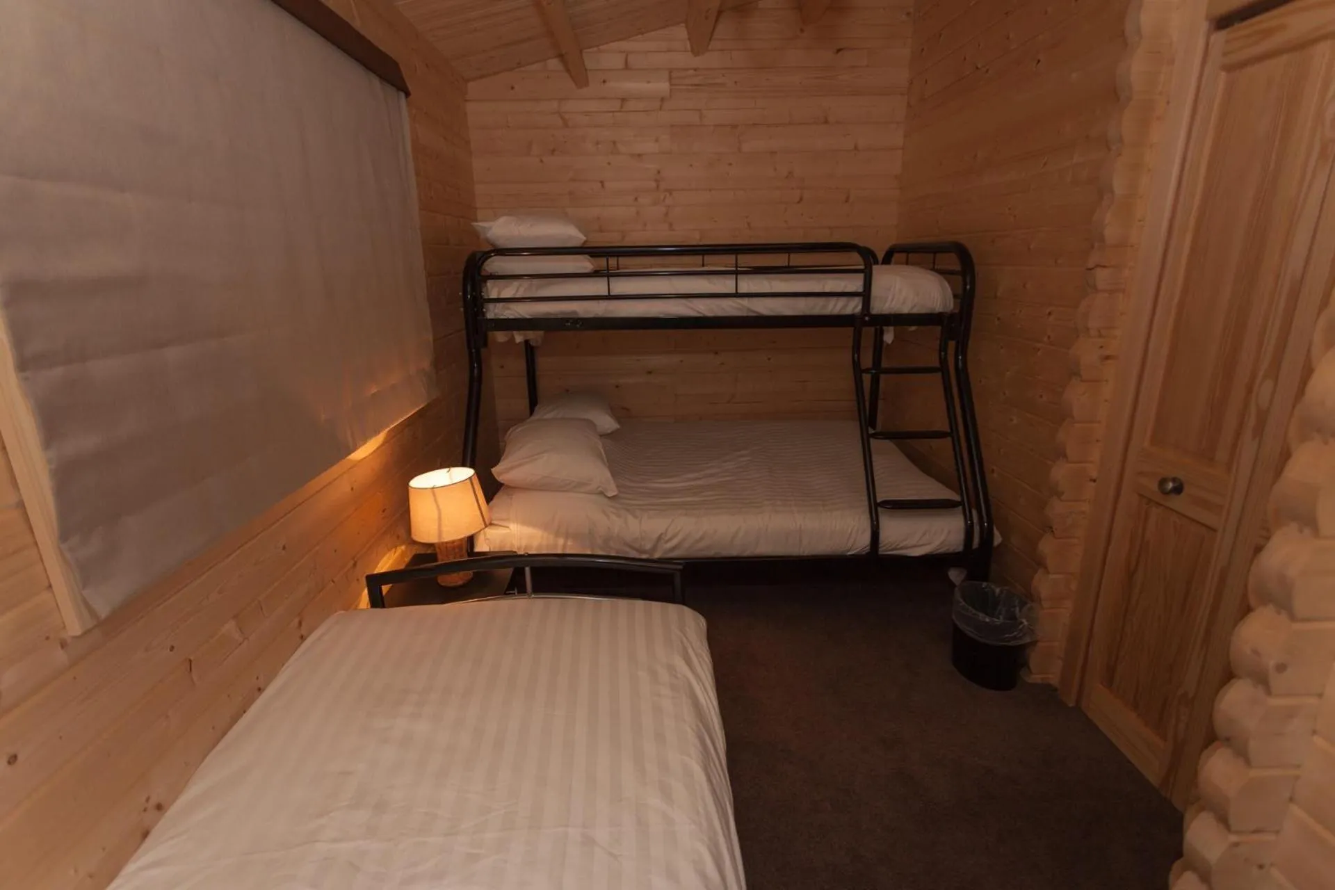 bunk bed, Bed in iLodge 73