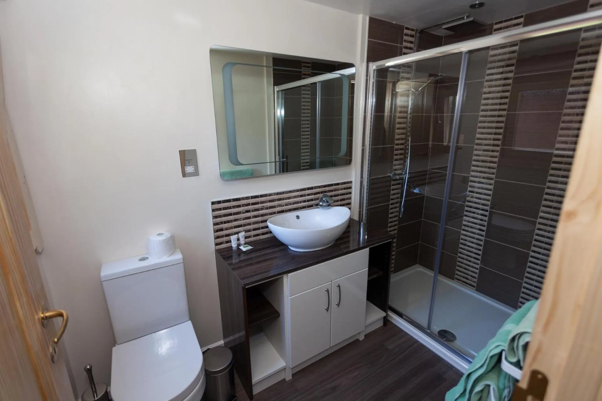 Shower in iLodge 73