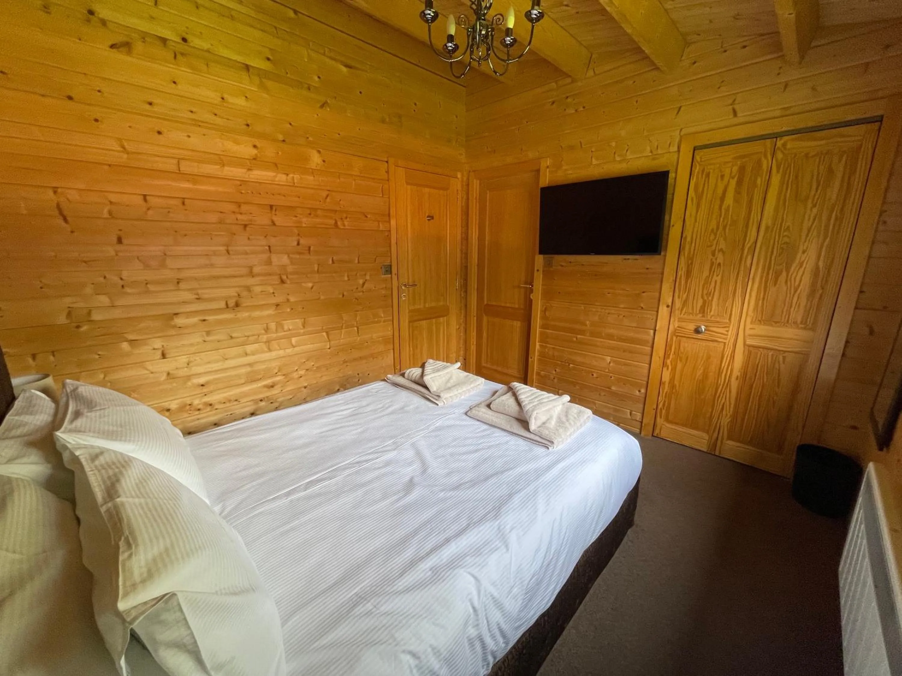 Bed in iLodge 73