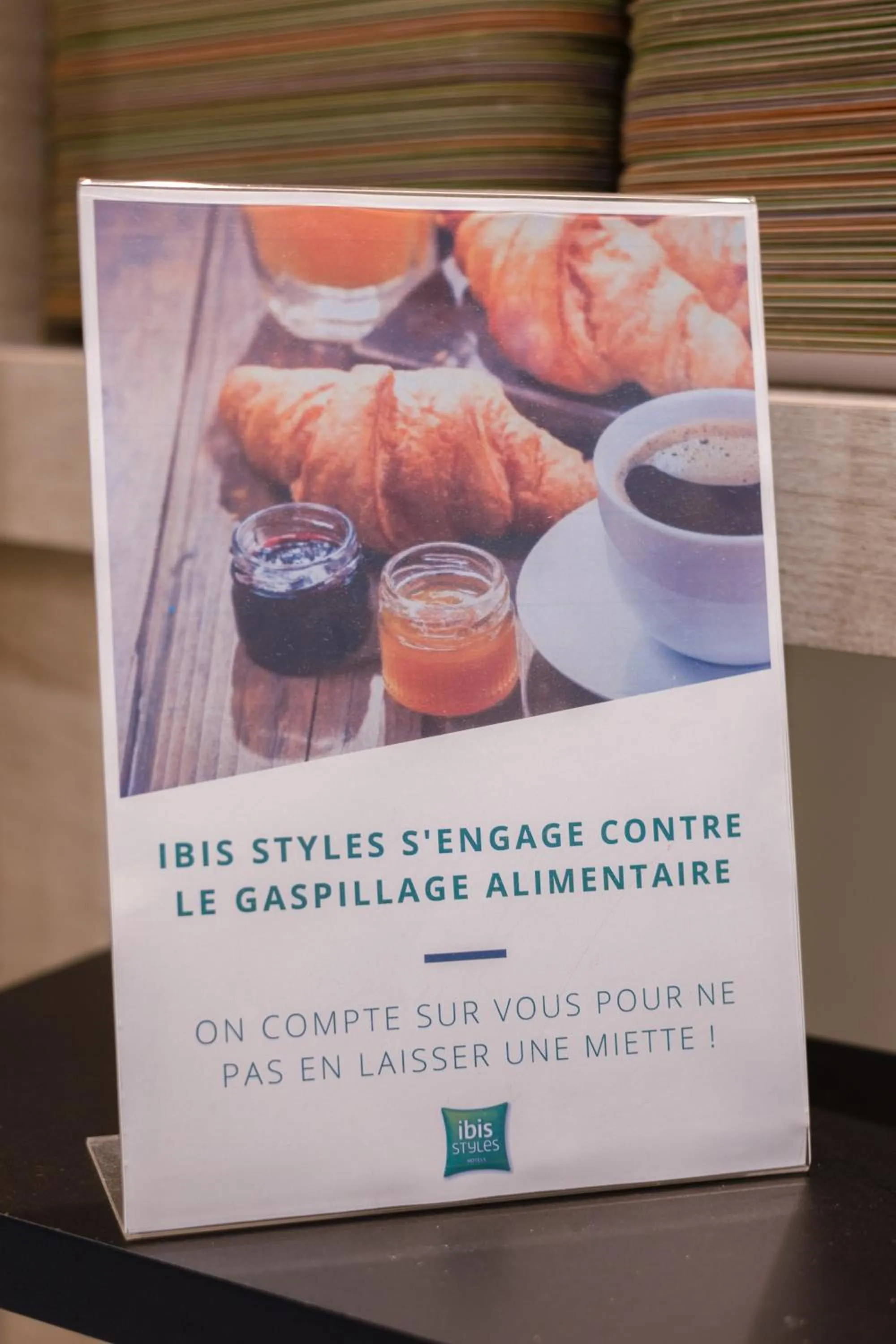 Restaurant/places to eat in ibis Styles La Rochelle Centre Vieux Port