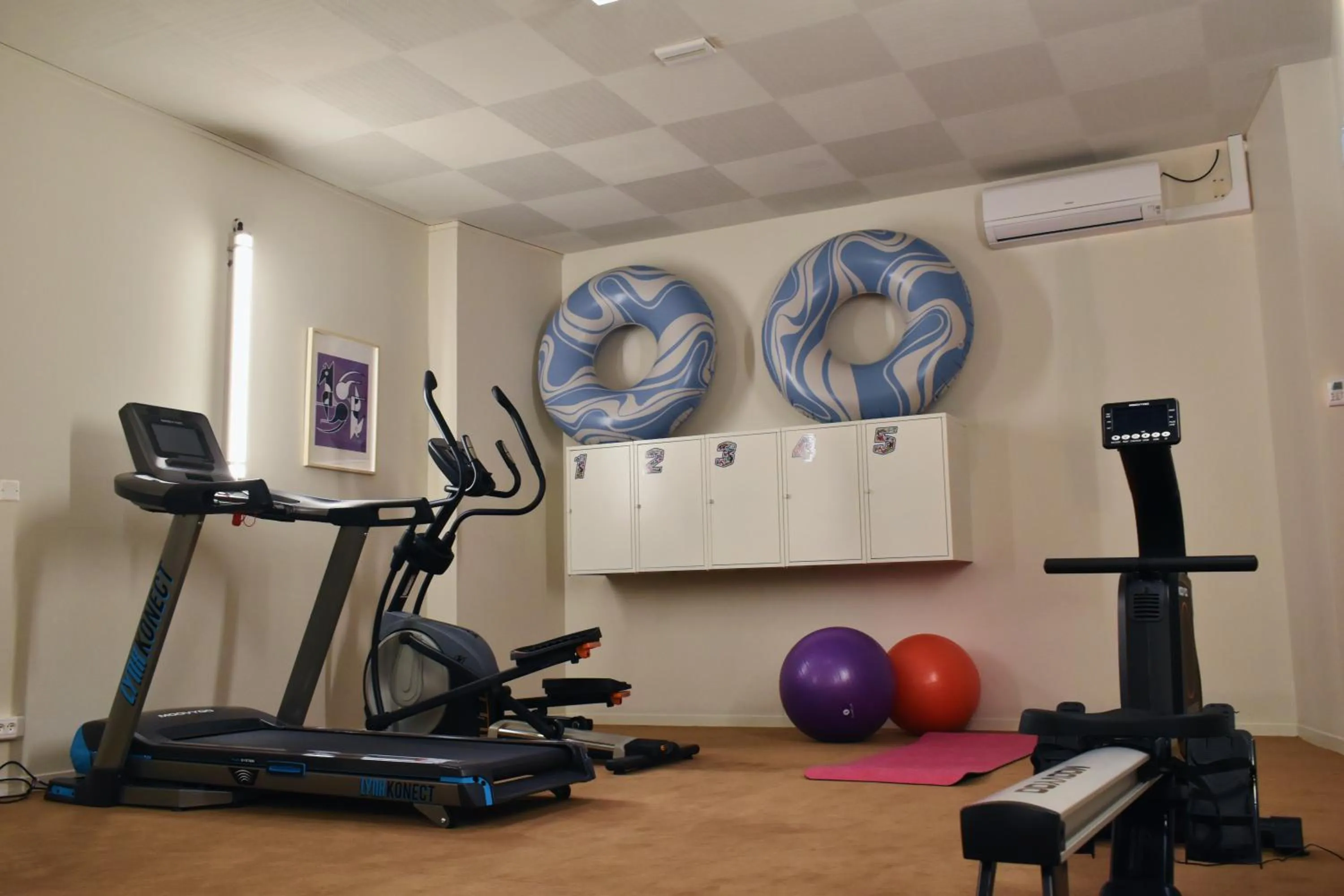 Fitness centre/facilities in The Originals City Hotel Artyster Clermont Ferrand
