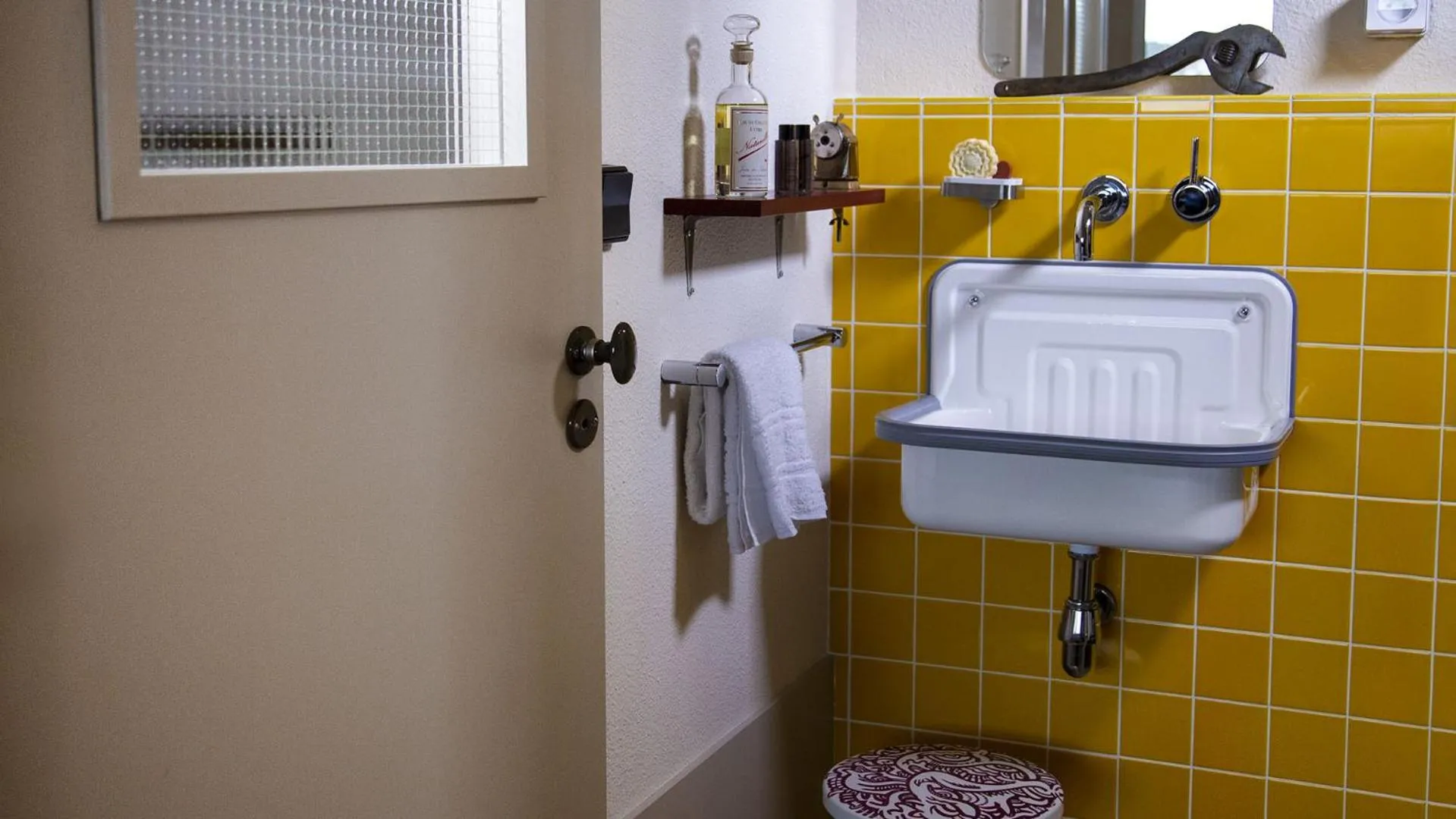 Bathroom in The Originals City Hotel Artyster Clermont Ferrand