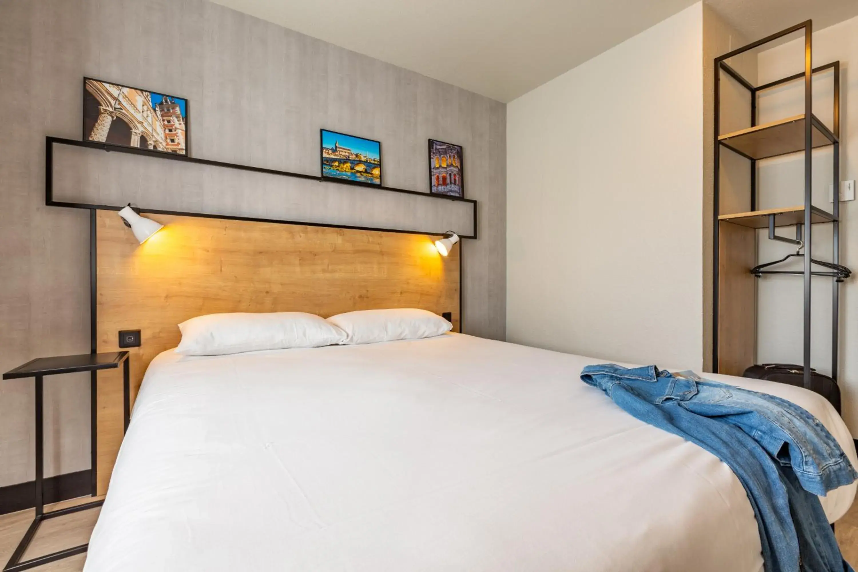 Bed in ibis Blois Centre Château Bed in ibis Blois Centre Château