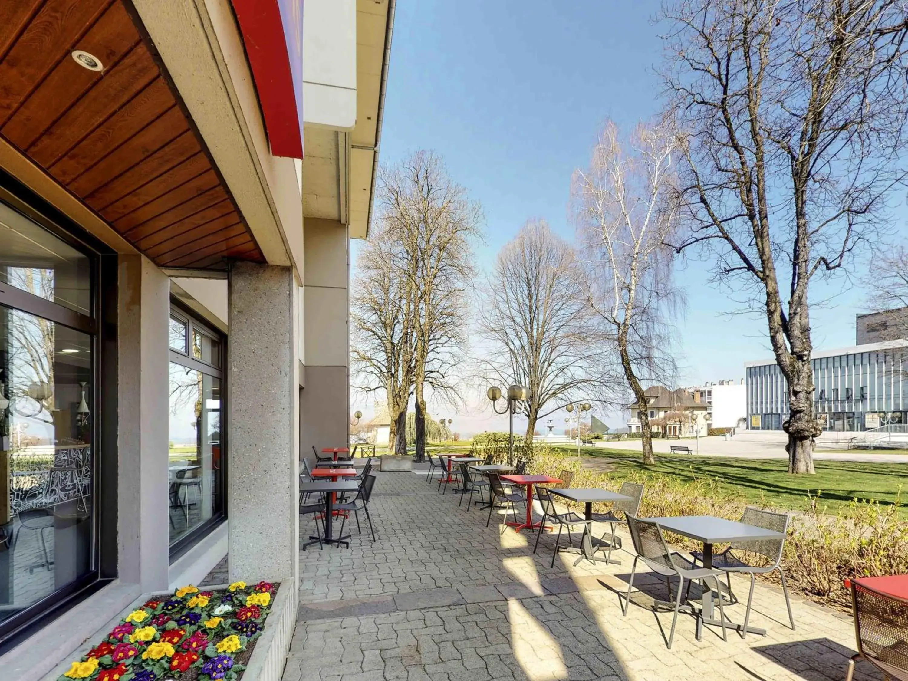 Restaurant/places to eat in ibis Thonon Centre Restaurant/places to eat in ibis Thonon Centre