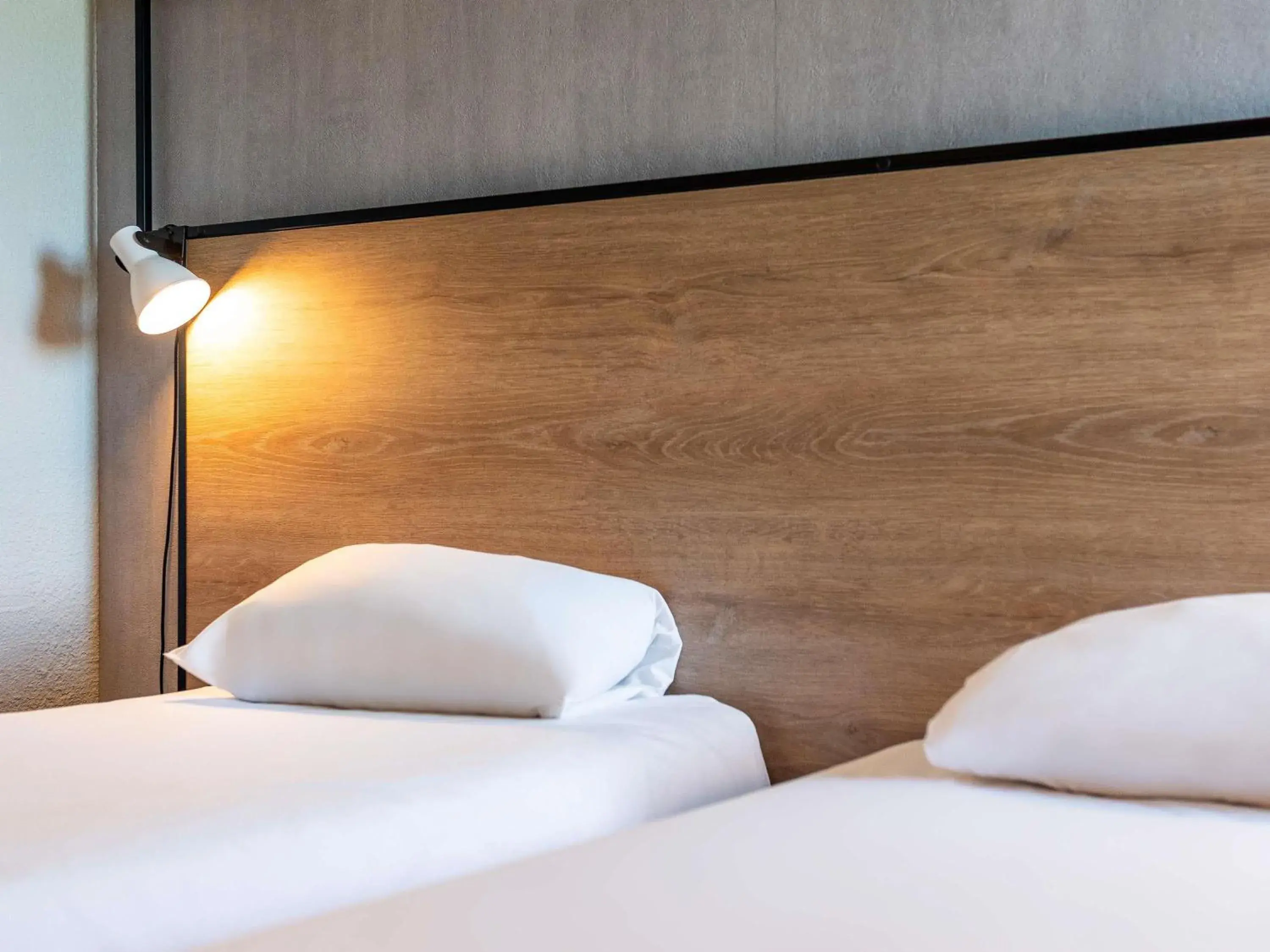 Bedroom, Bed in ibis Besançon Marchaux Bedroom, Bed in ibis Besançon Marchaux