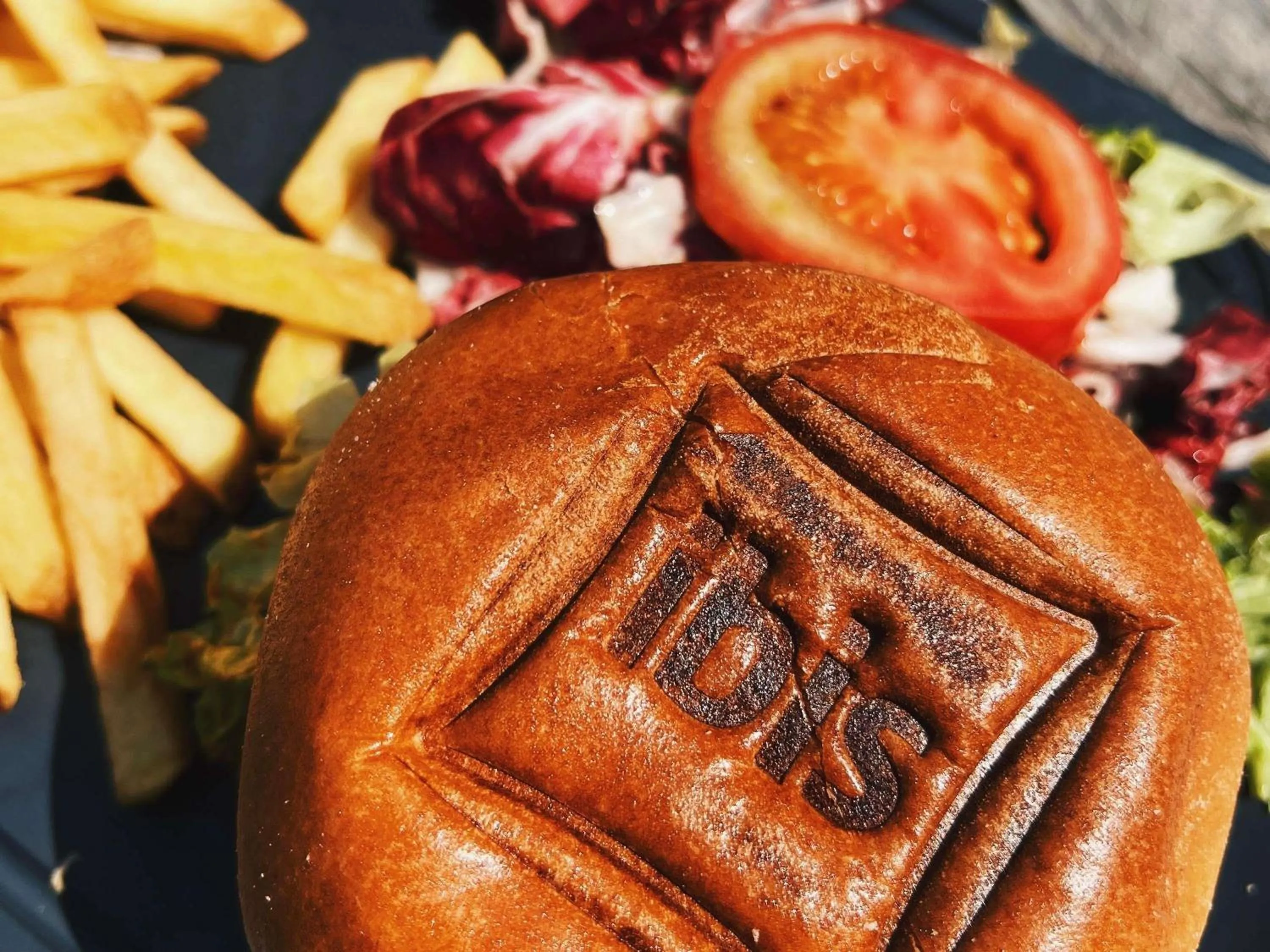 Restaurant/places to eat in ibis Paris CDG Airport