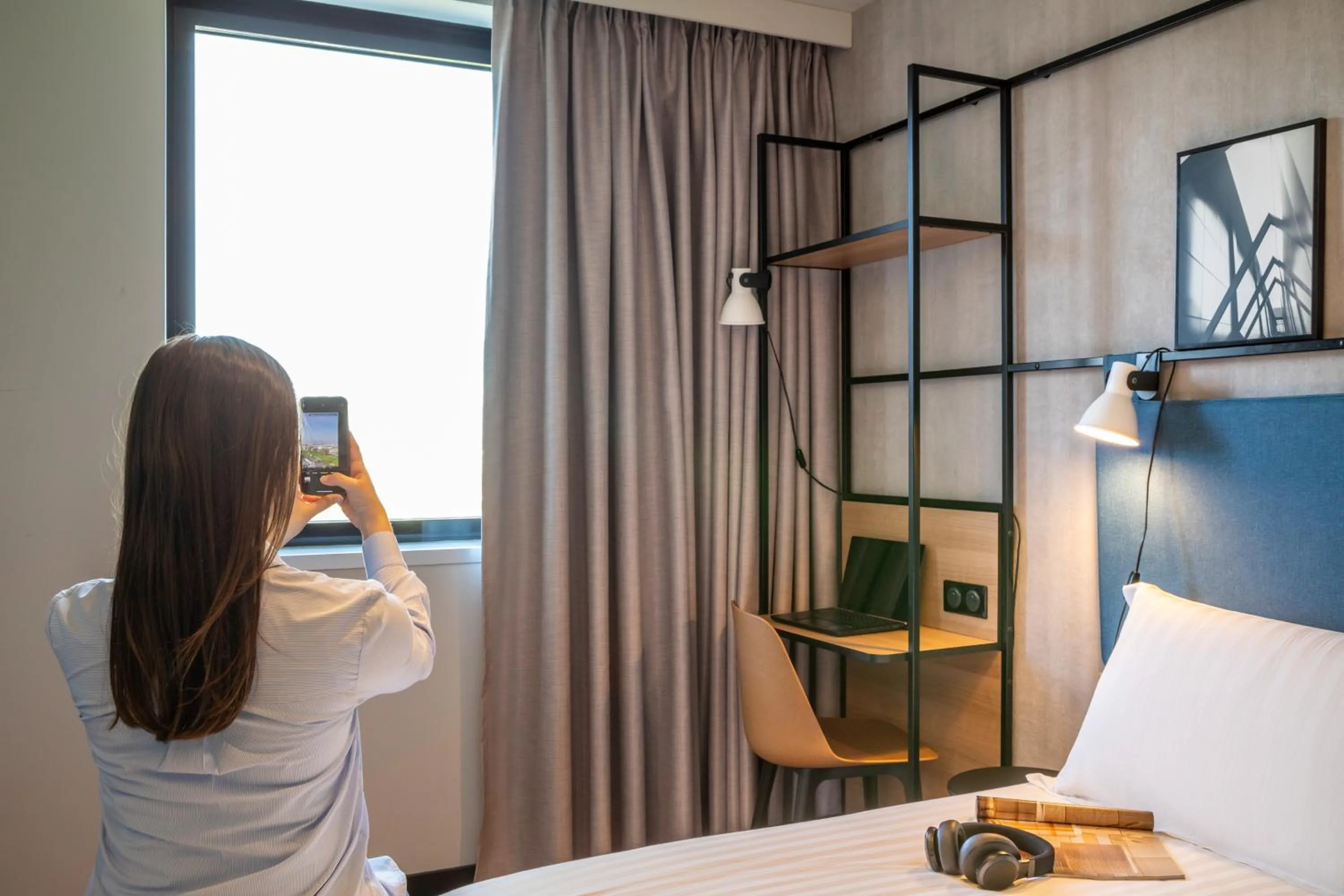 Bedroom, Bed in ibis Paris CDG Airport