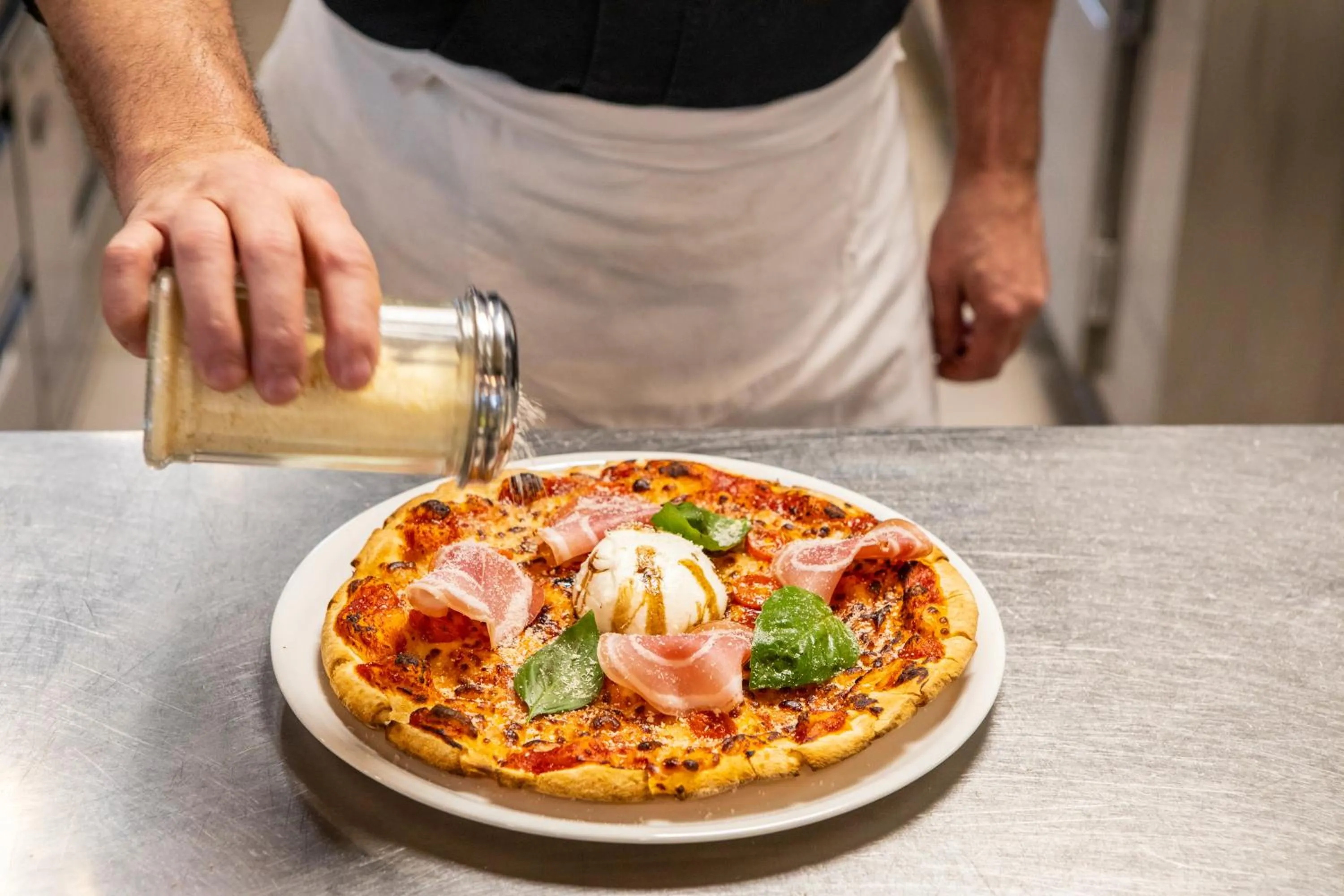 Restaurant/places to eat in ibis Paris CDG Airport