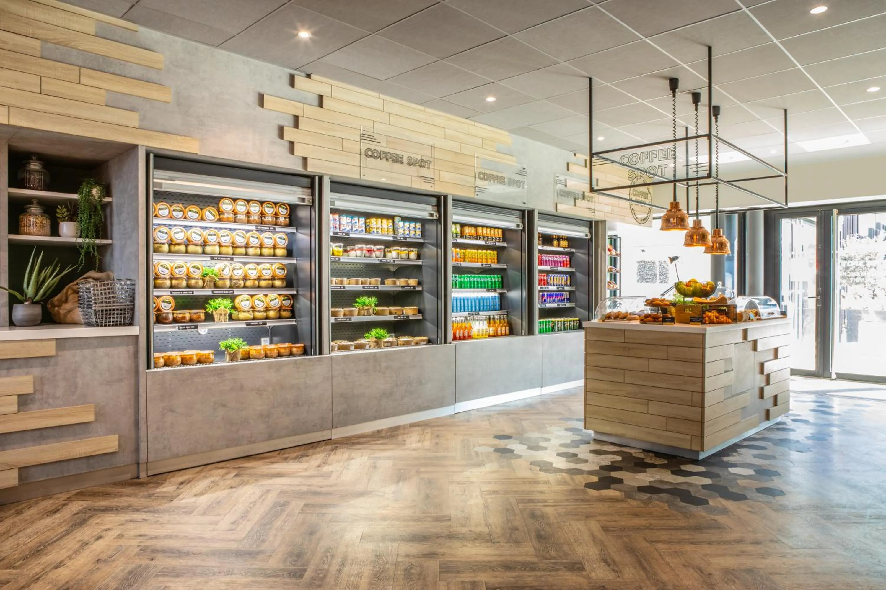 Dining area in ibis Paris CDG Airport