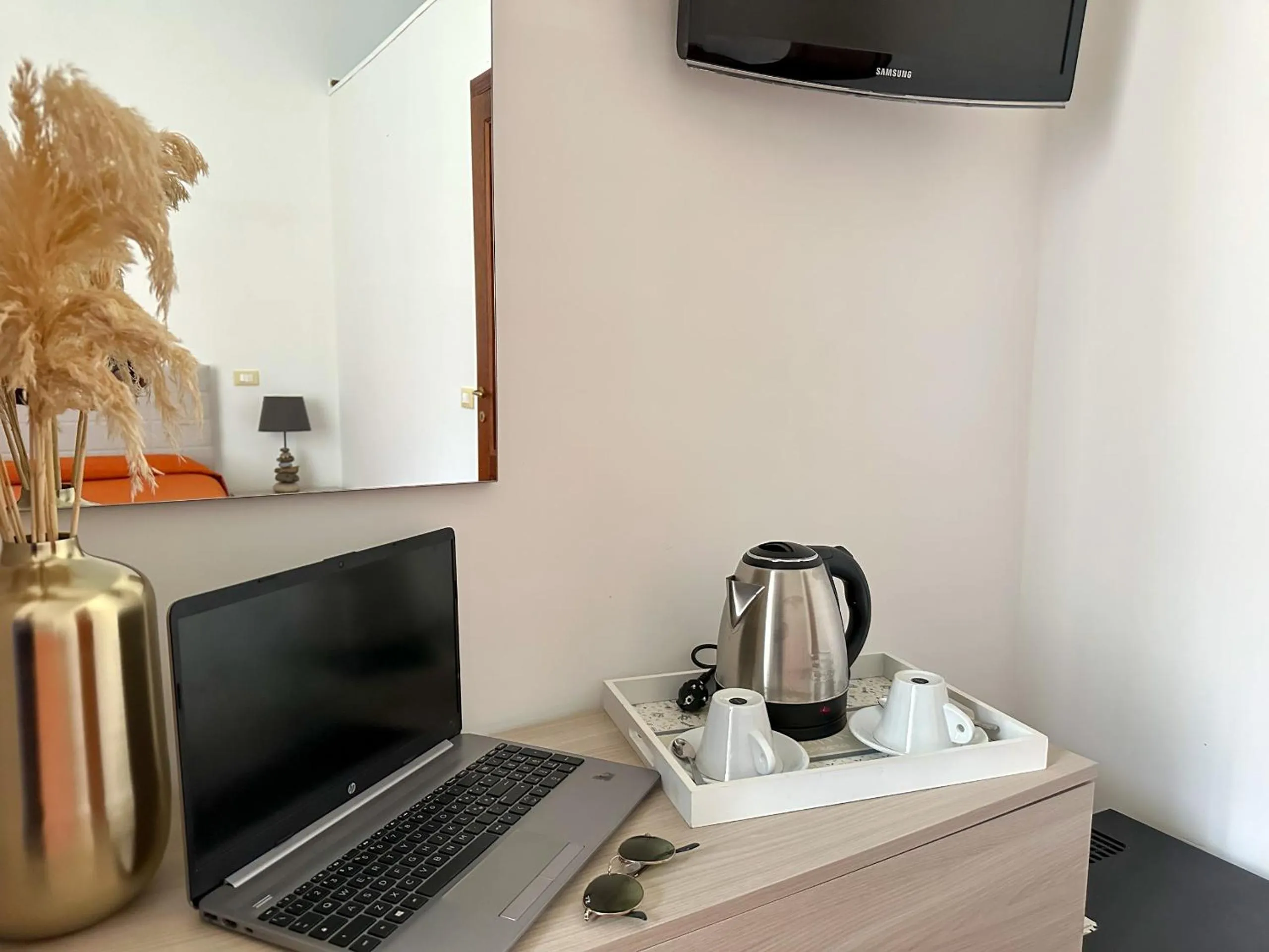 Flowers apartments & rooms