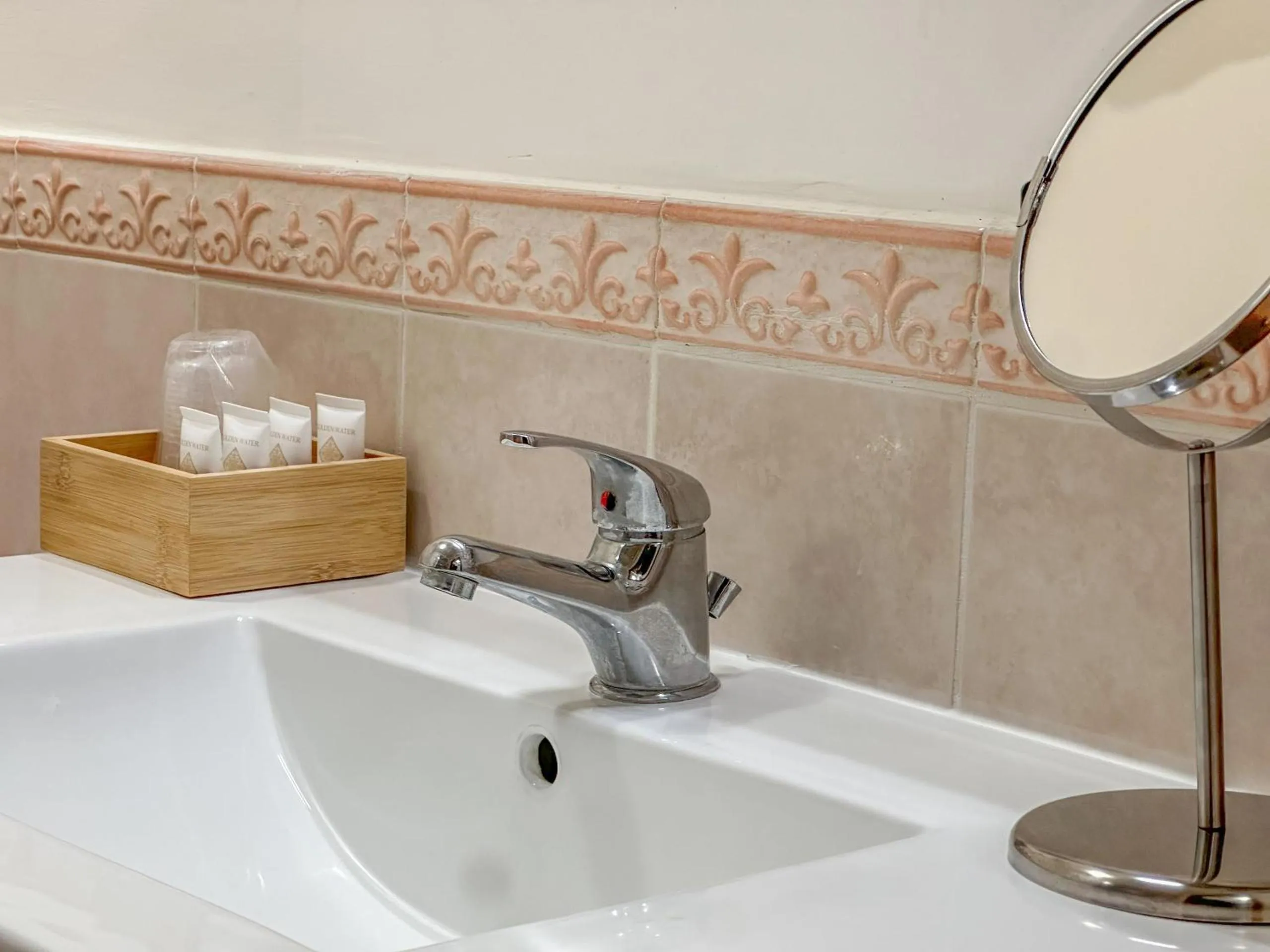 Flowers apartments & rooms