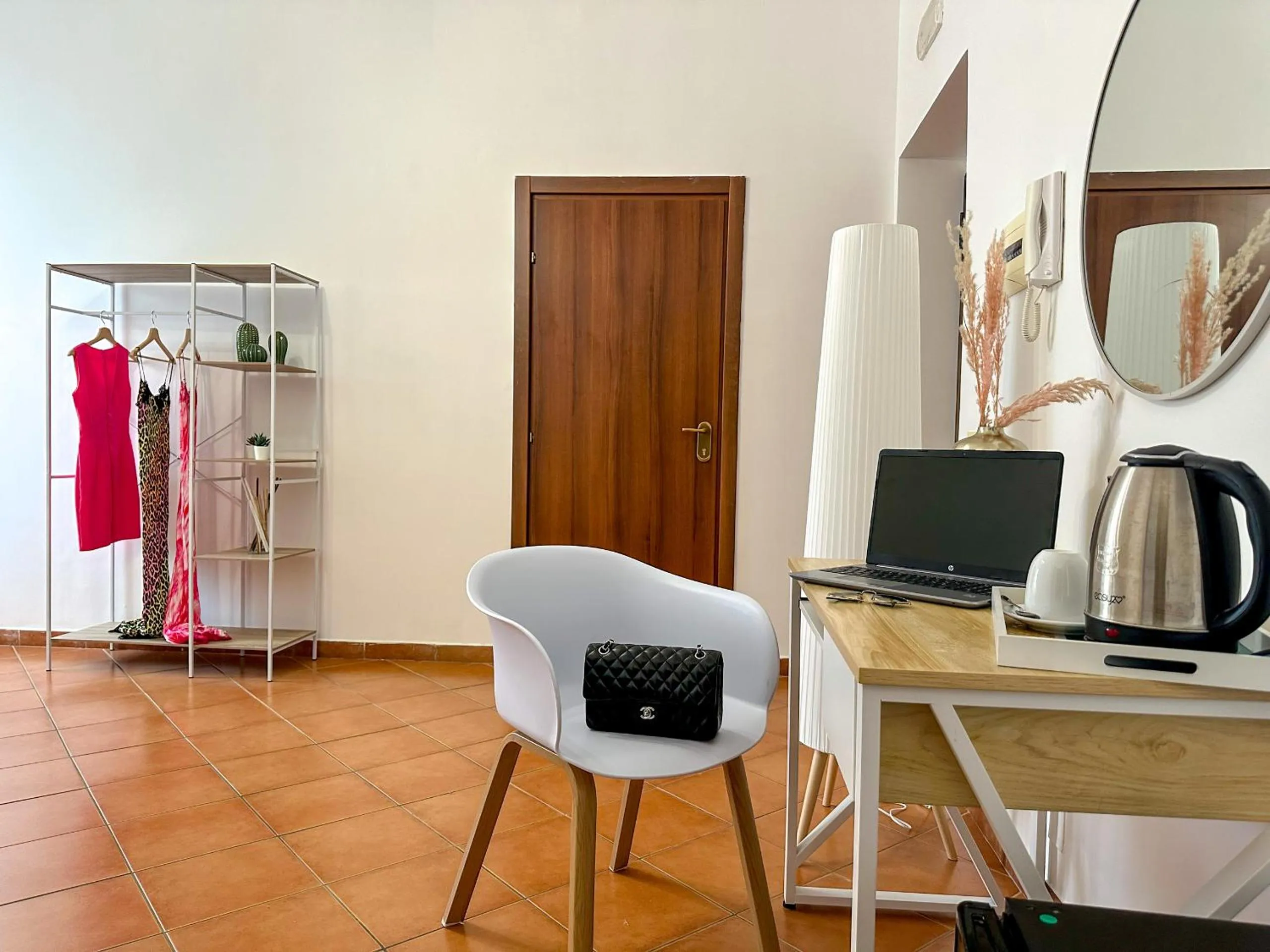 Flowers apartments & rooms