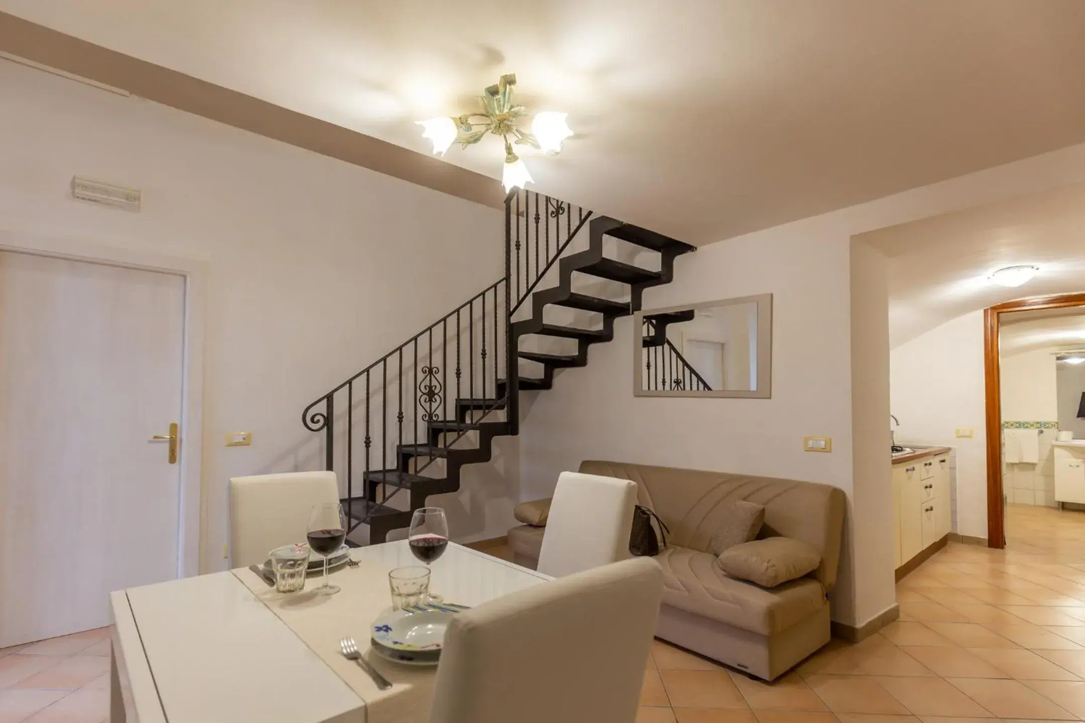 Holiday Home with garden view in Flowers apartments & rooms Holiday Home with garden view in Flowers apartments & rooms