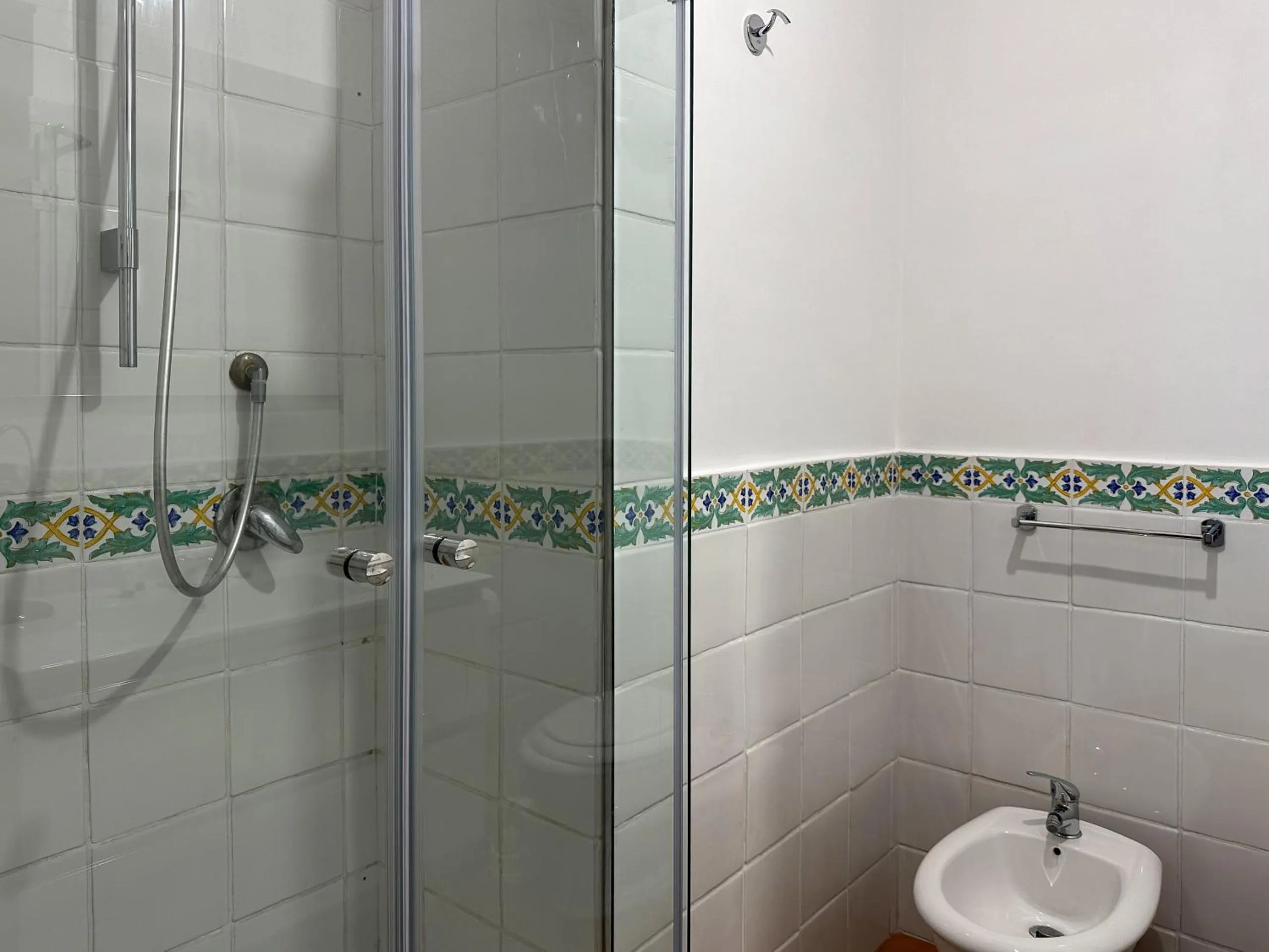 Flowers apartments & rooms