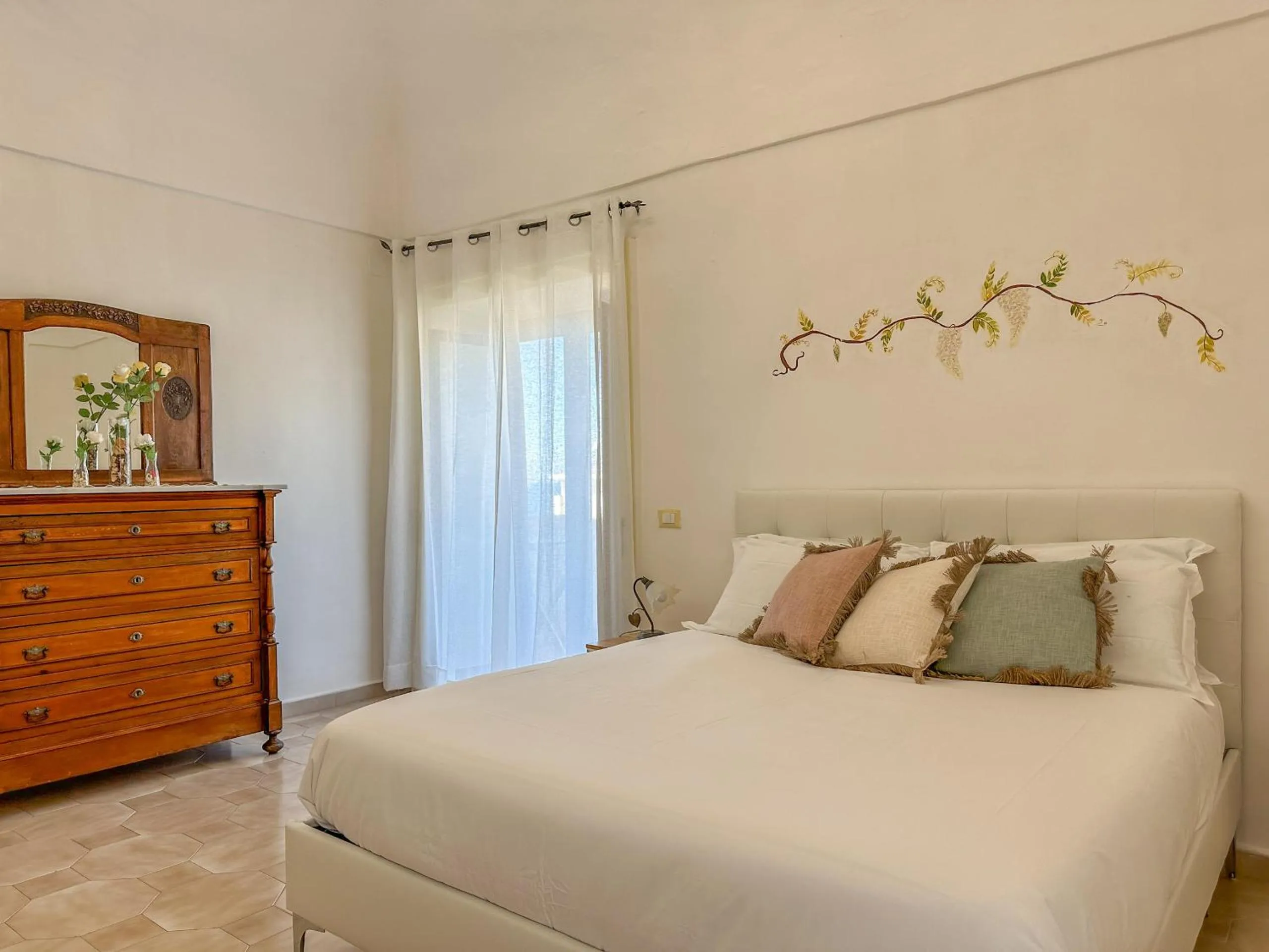 Bed in Flowers apartments & rooms