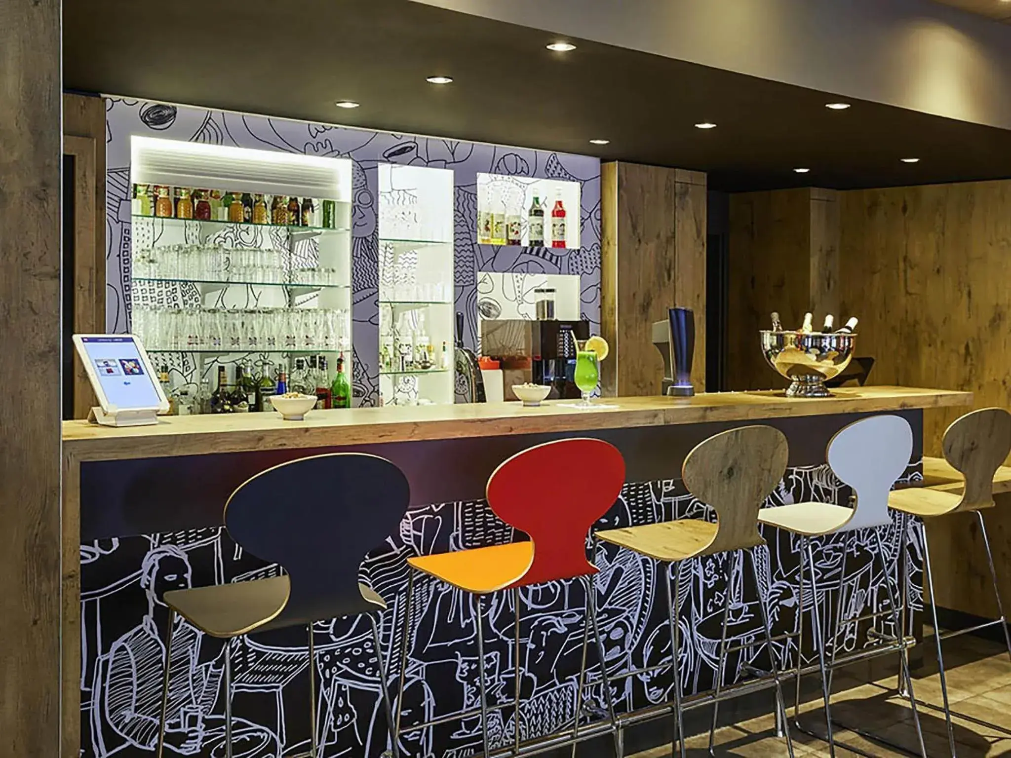 Lounge or bar in ibis Toulouse Centre Lounge or bar in ibis Toulouse Centre