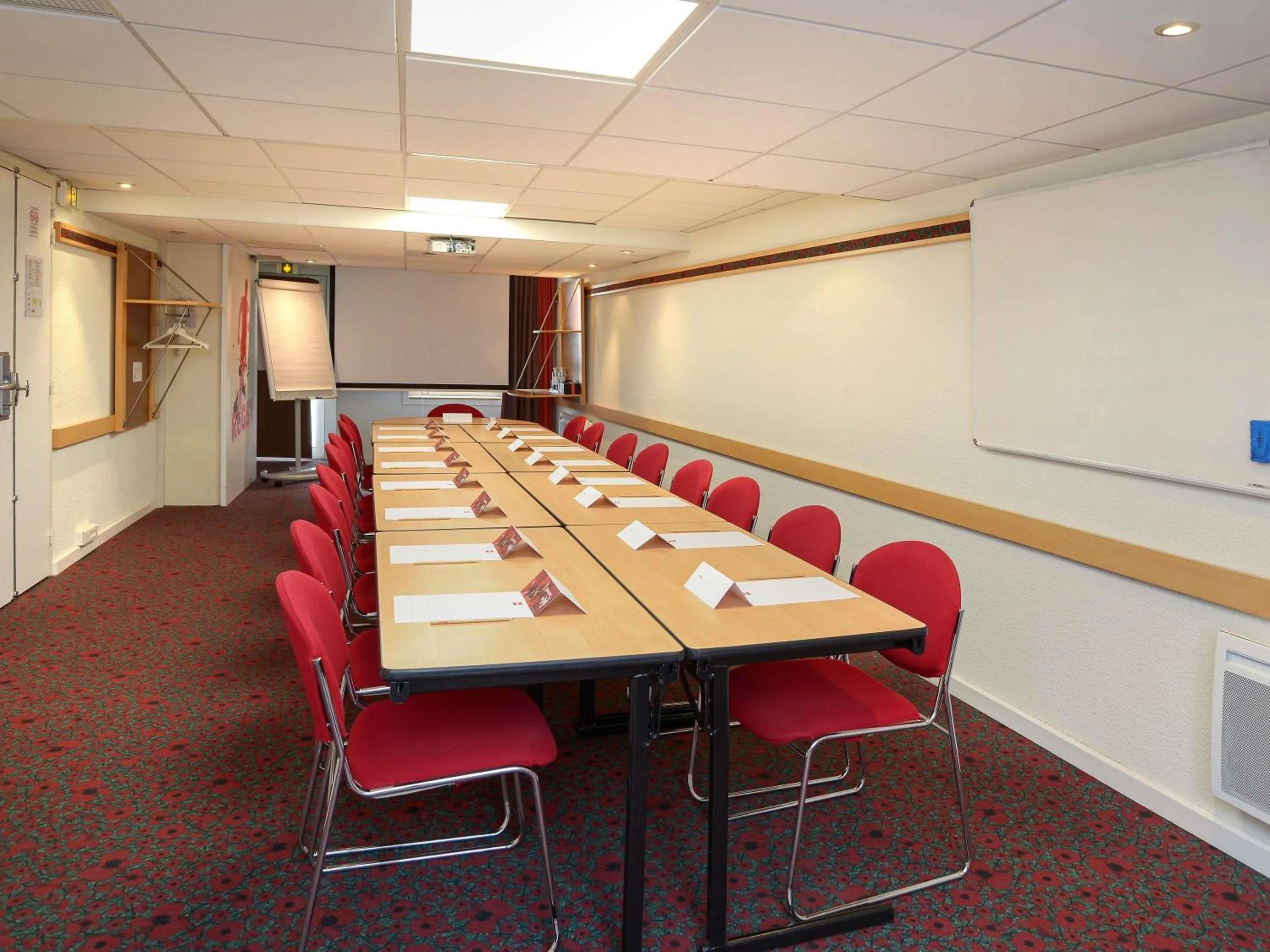 Meeting/conference room in ibis Toulouse Centre