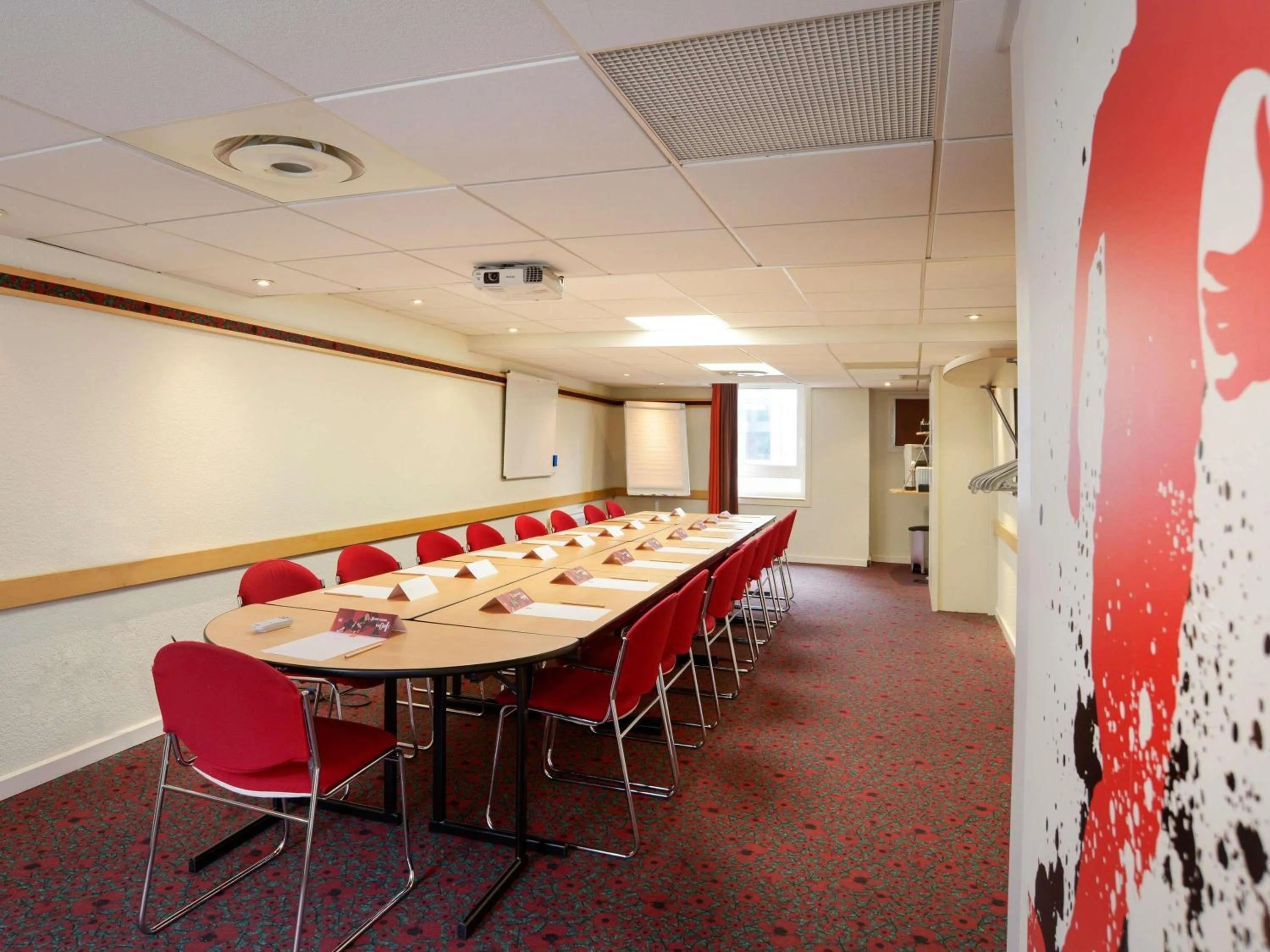 Meeting/conference room in ibis Toulouse Centre