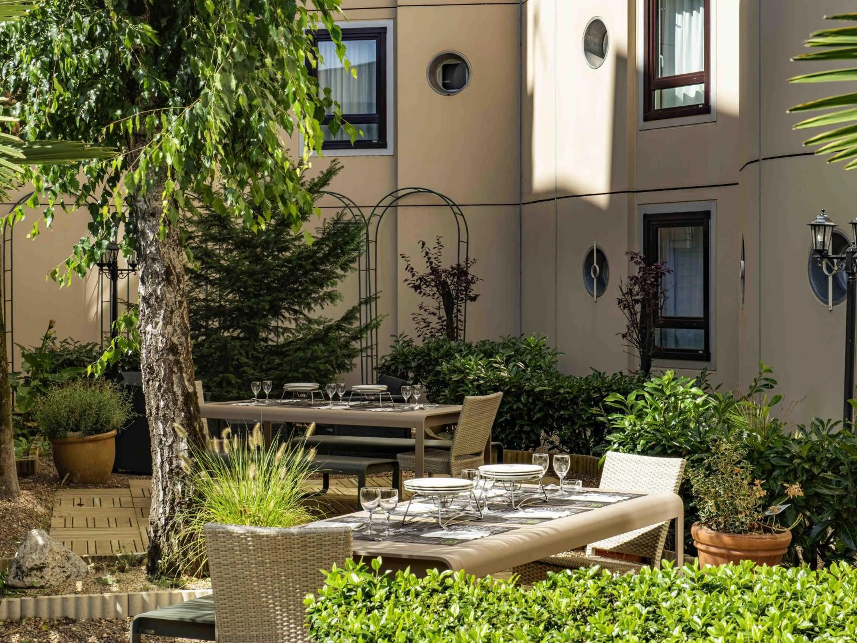 Restaurant/places to eat in ibis Tours Centre Gare