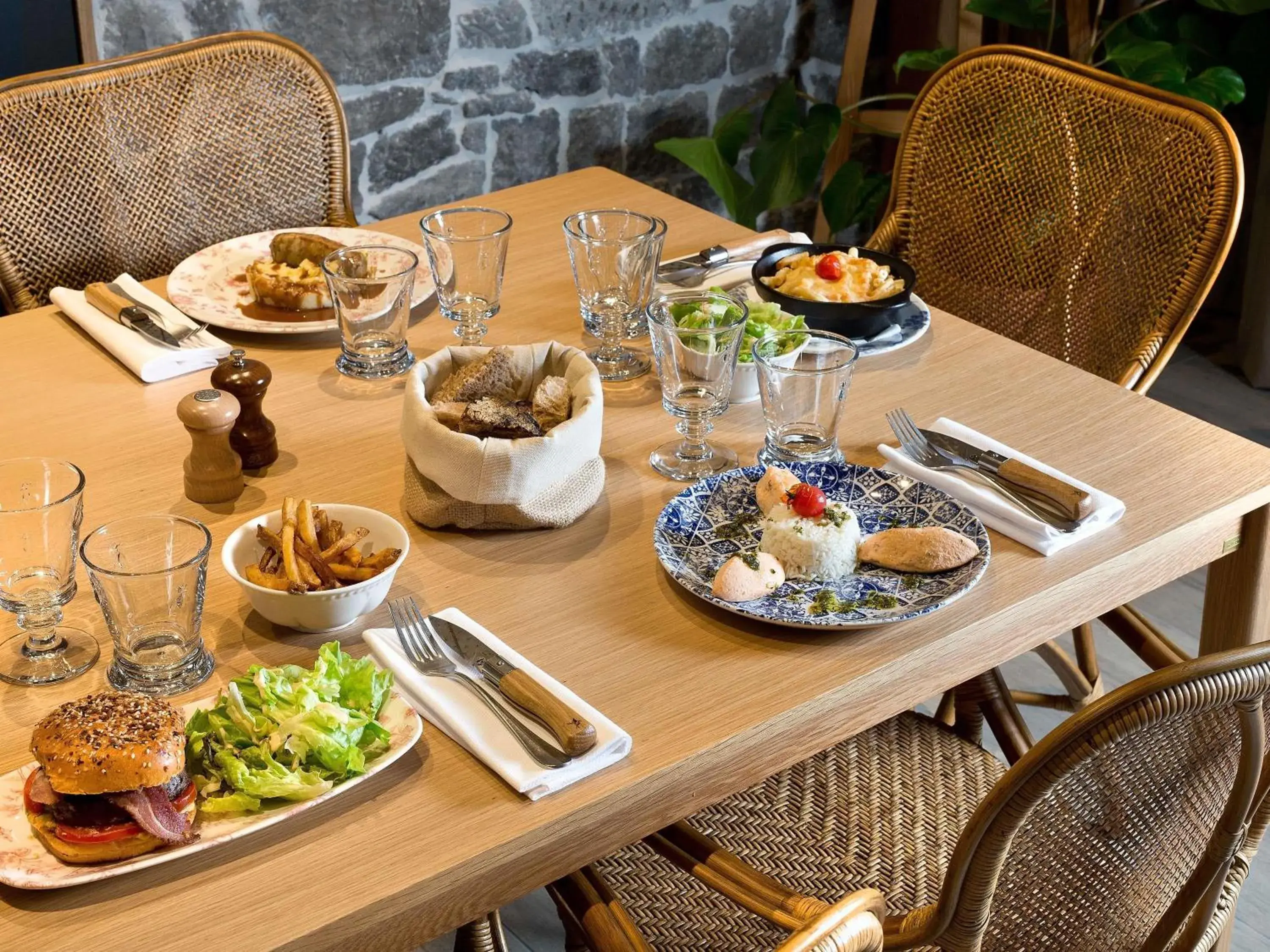 Restaurant/places to eat in ibis Vichy Restaurant/places to eat in ibis Vichy