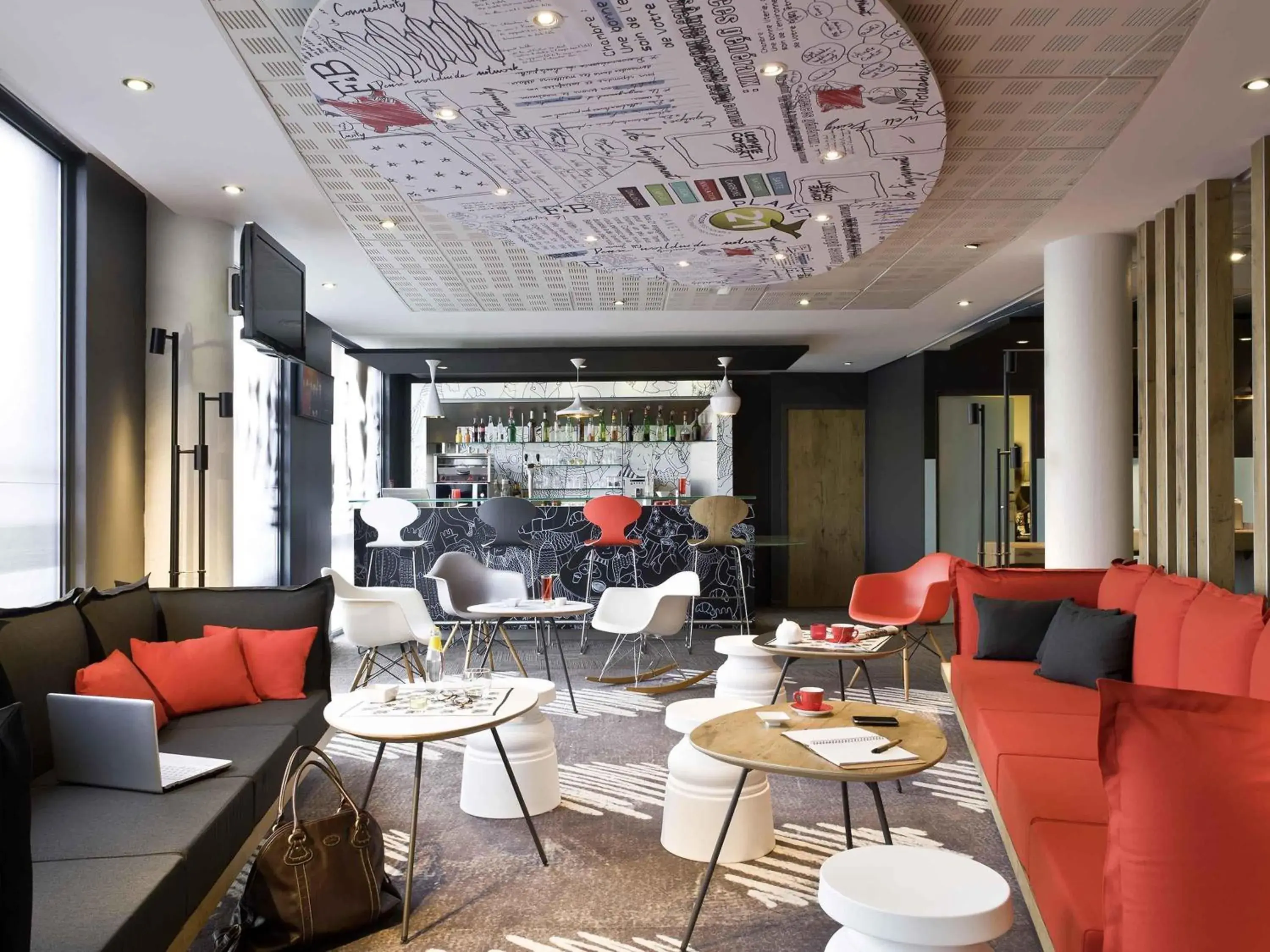 Lounge or bar in ibis Bordeaux Centre - Gare Saint-Jean Lounge or bar in ibis Bordeaux Centre - Gare Saint-Jean