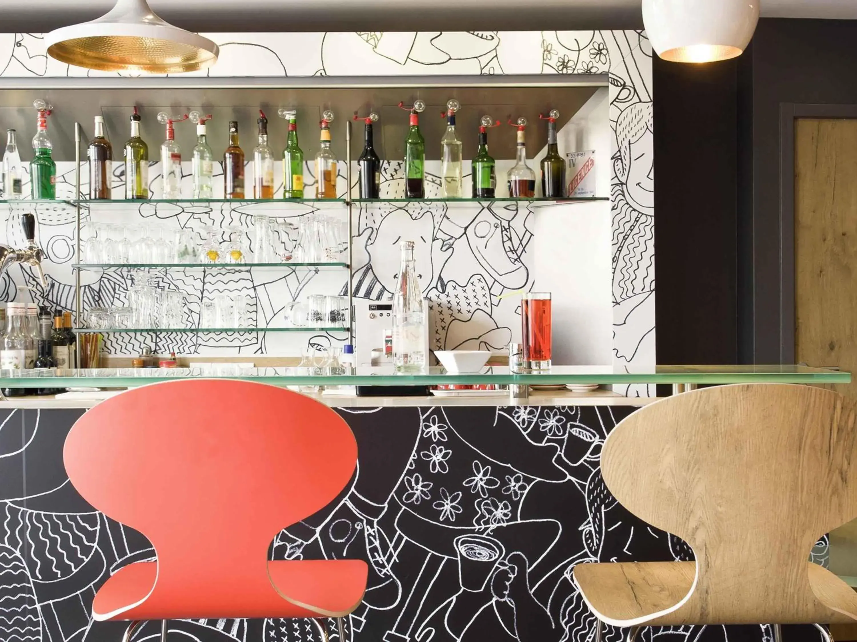 Lounge or bar in ibis Bordeaux Centre - Gare Saint-Jean Lounge or bar in ibis Bordeaux Centre - Gare Saint-Jean