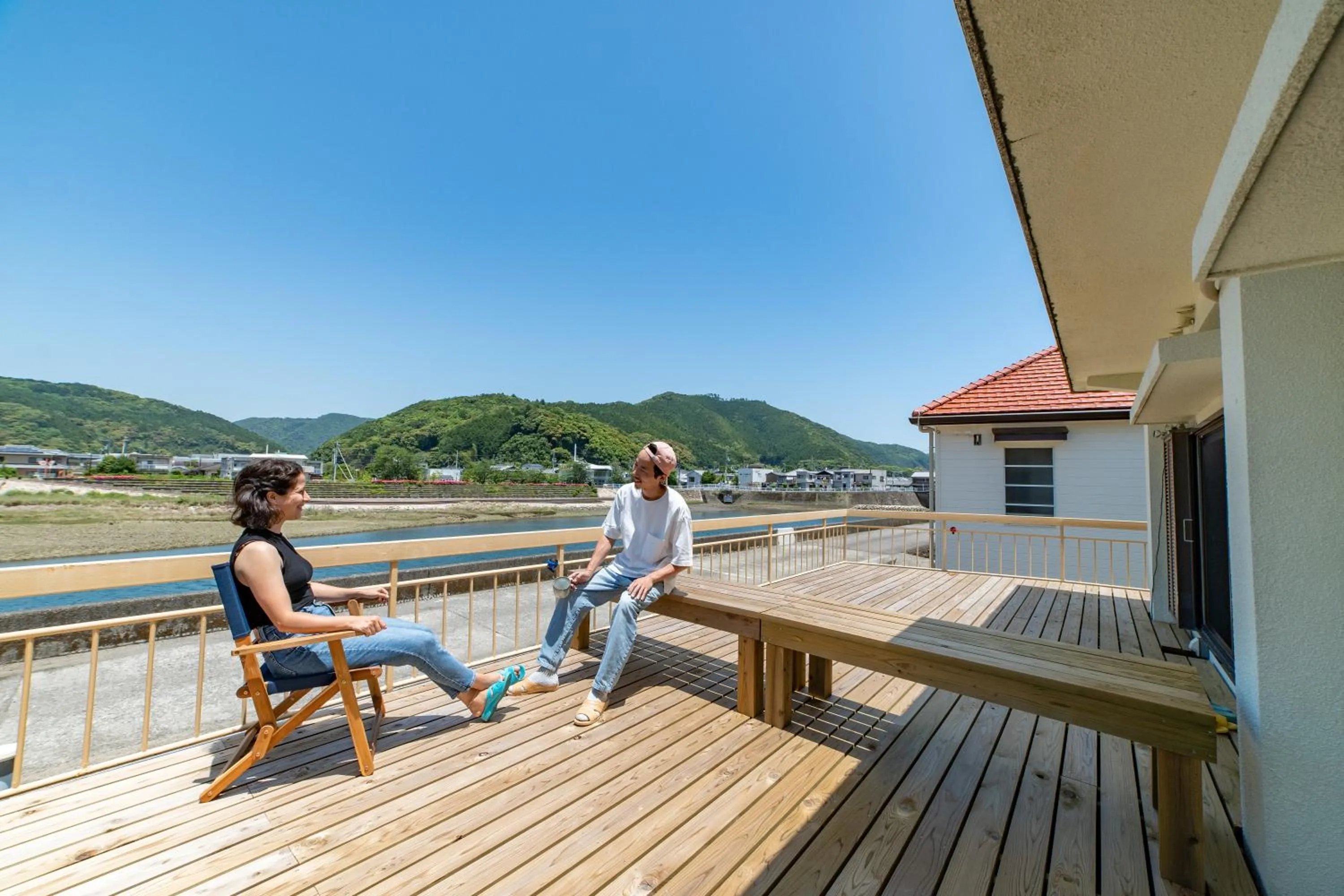 Lake view in Ichi The Hostel