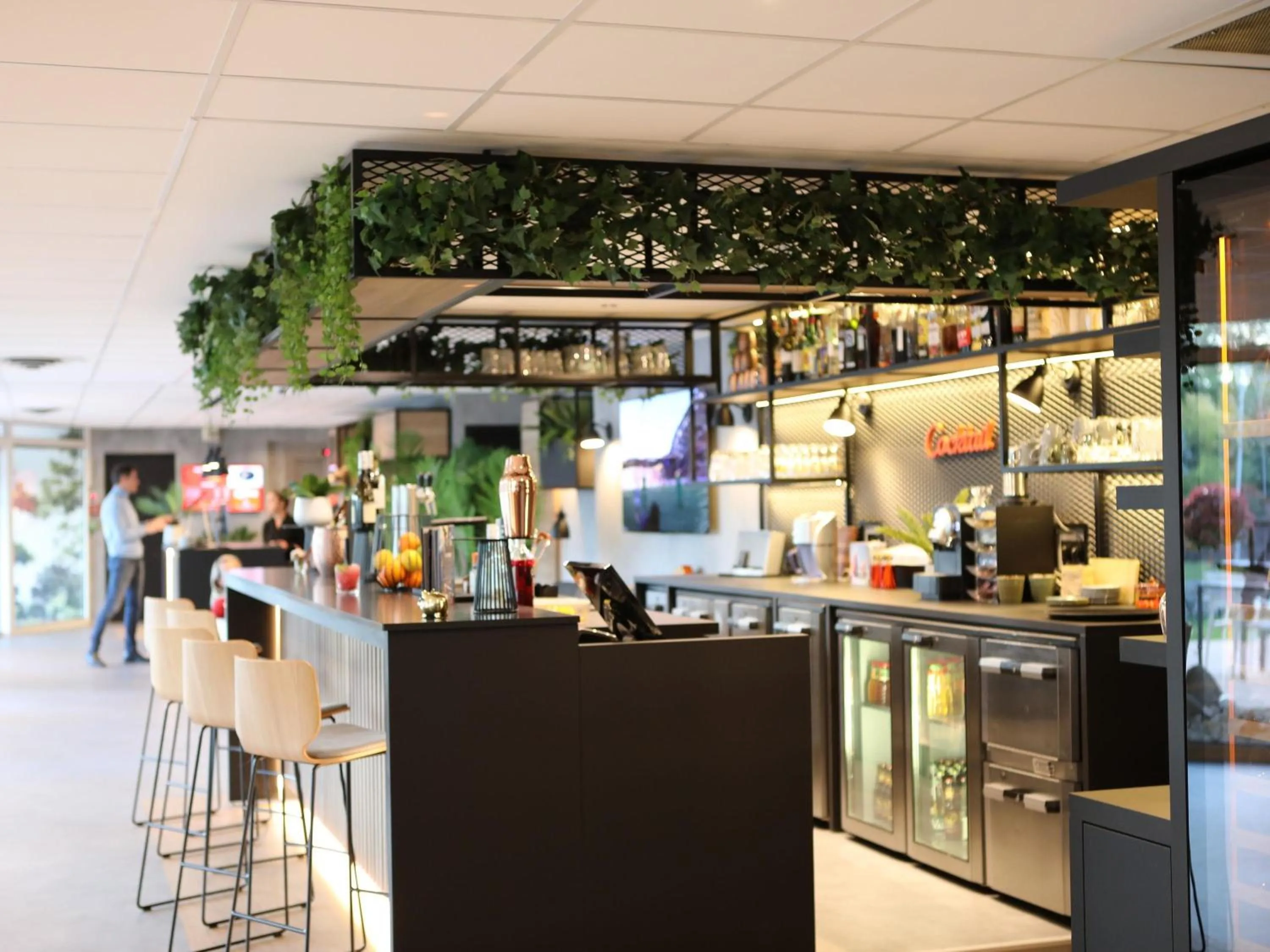 Restaurant/places to eat in ibis Aubenas