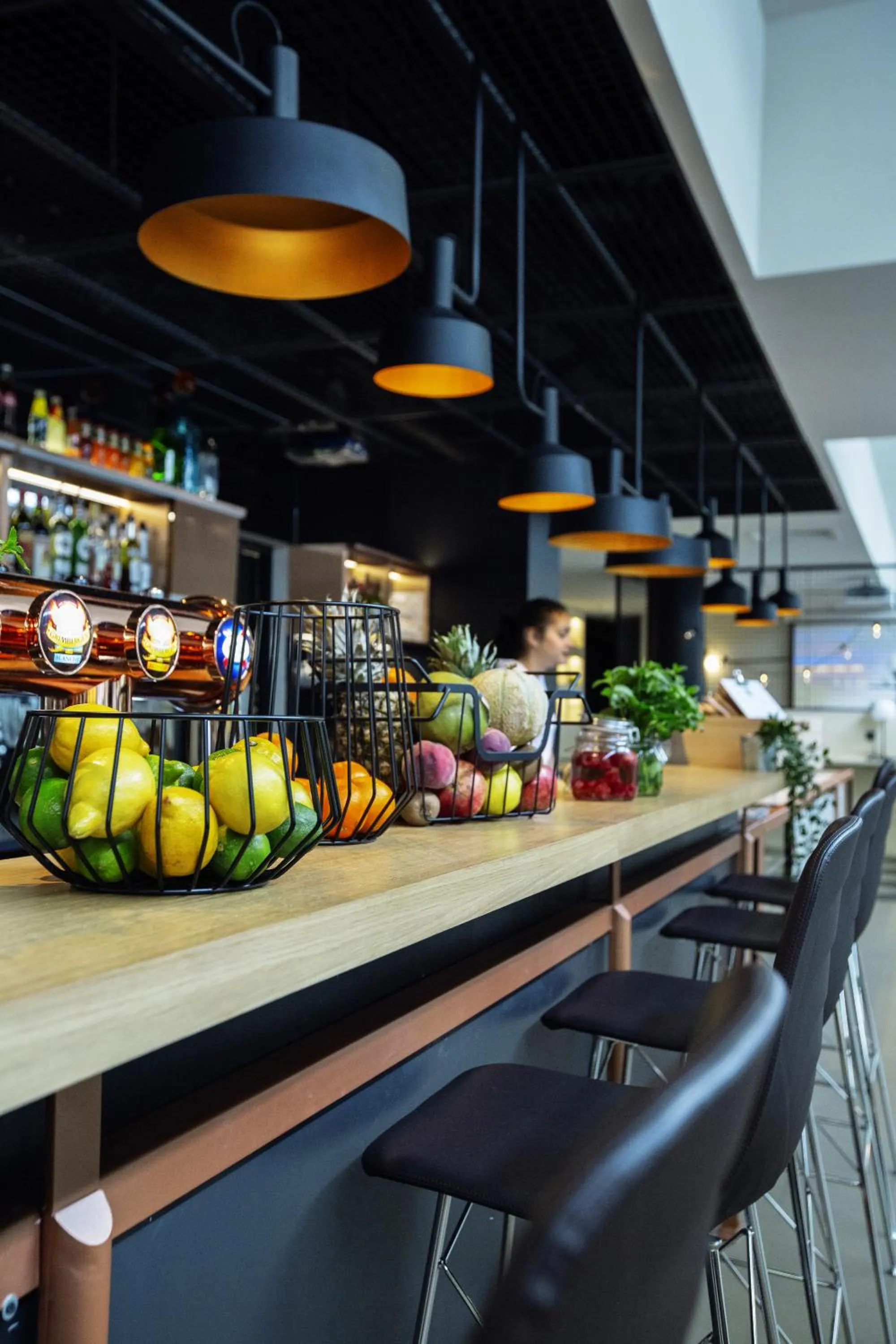 Lounge or bar in ibis Paris Bercy Village