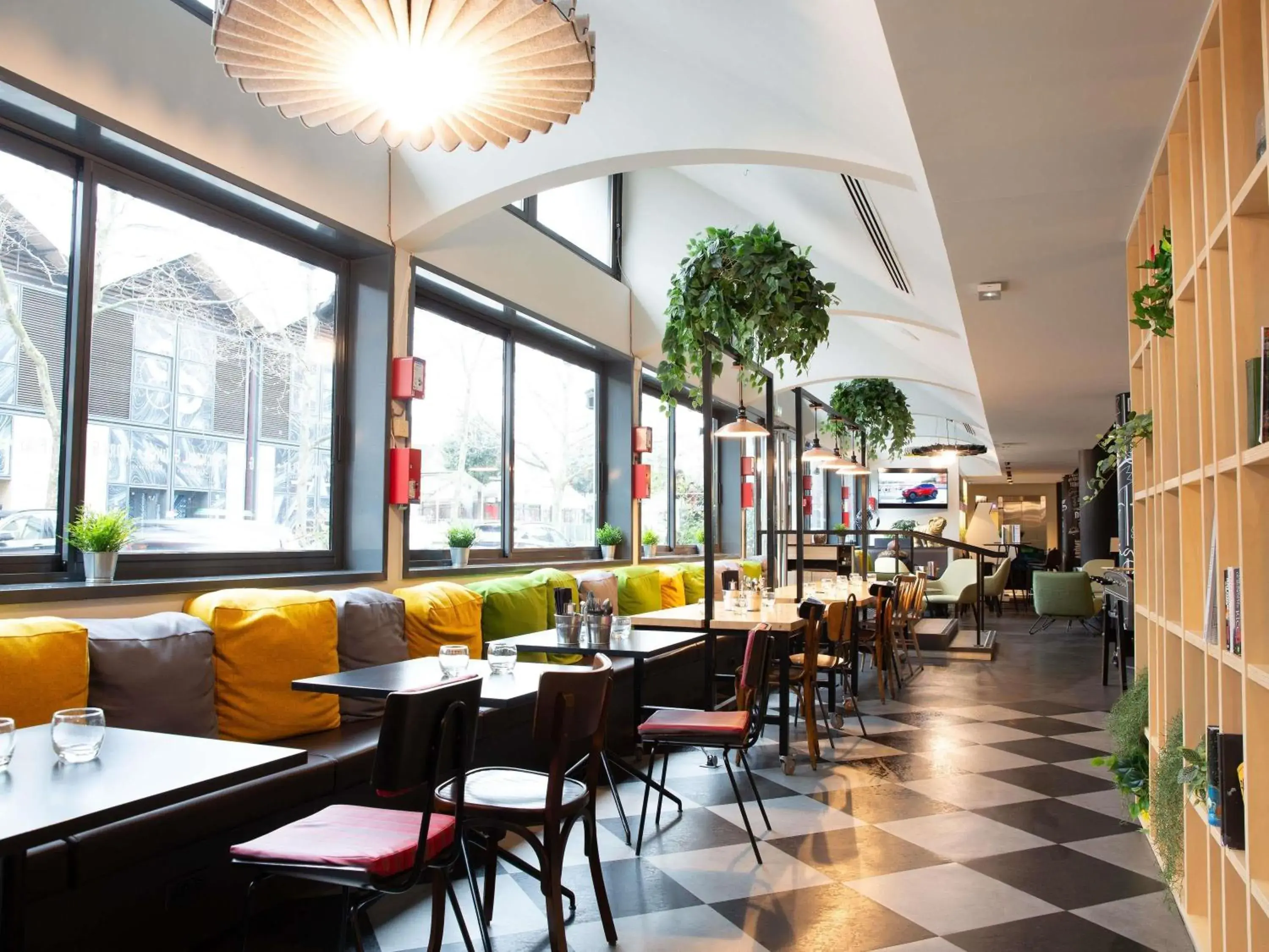 Restaurant/places to eat in ibis Paris Bercy Village Restaurant/places to eat in ibis Paris Bercy Village