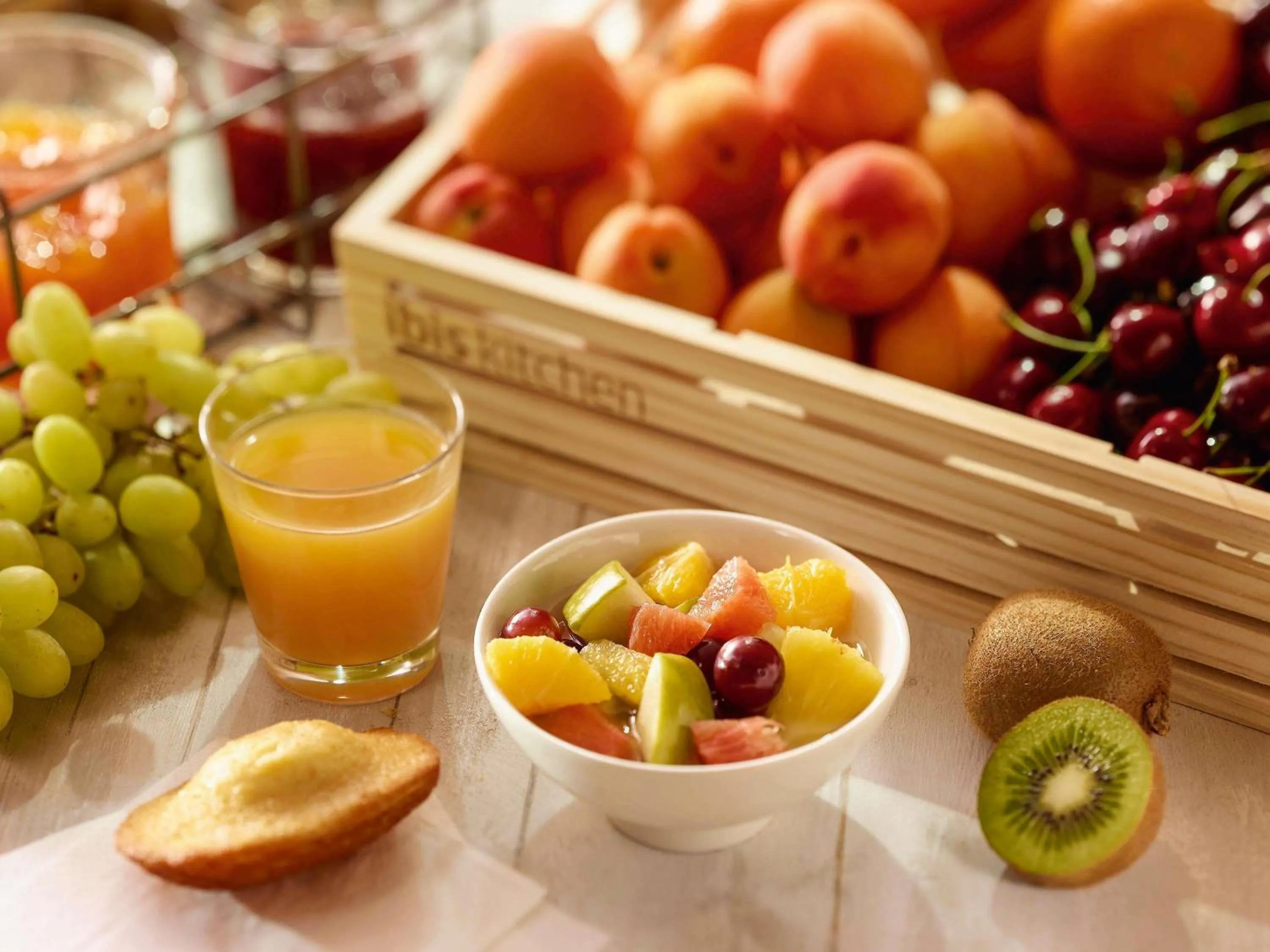 Breakfast in ibis Paris Bercy Village