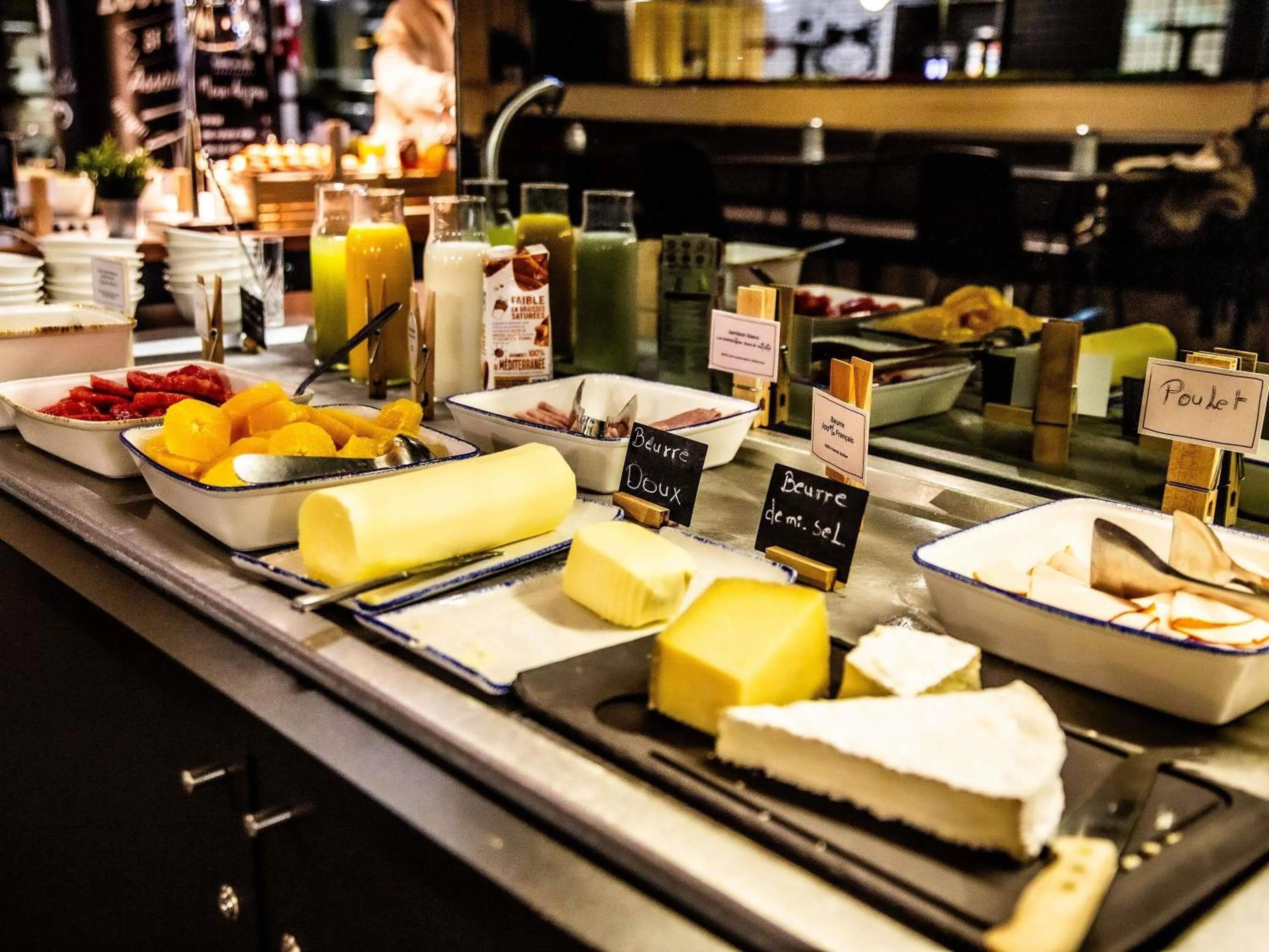 Breakfast in ibis Paris Bercy Village