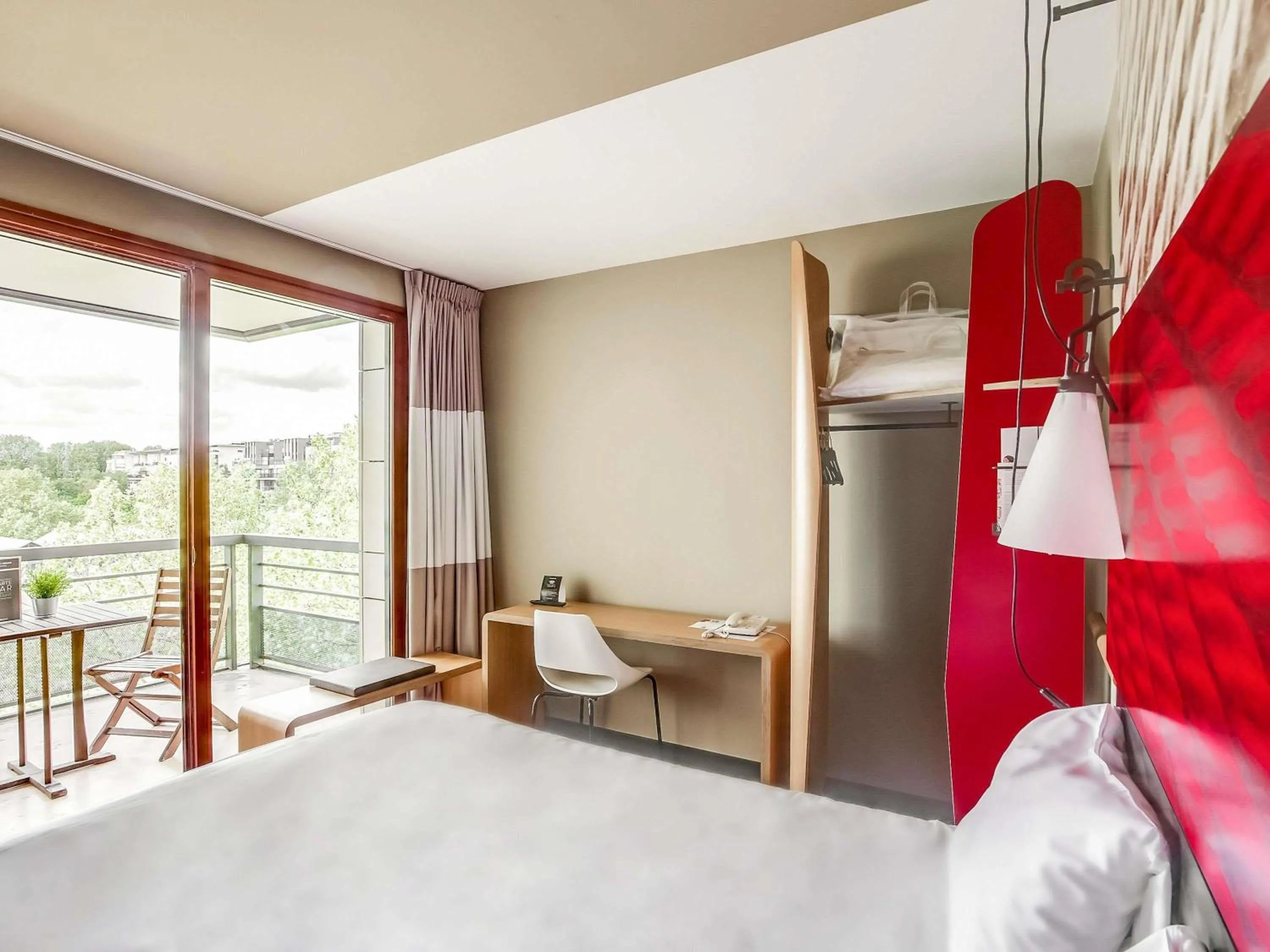 Bedroom, Bed in ibis Paris Bercy Village