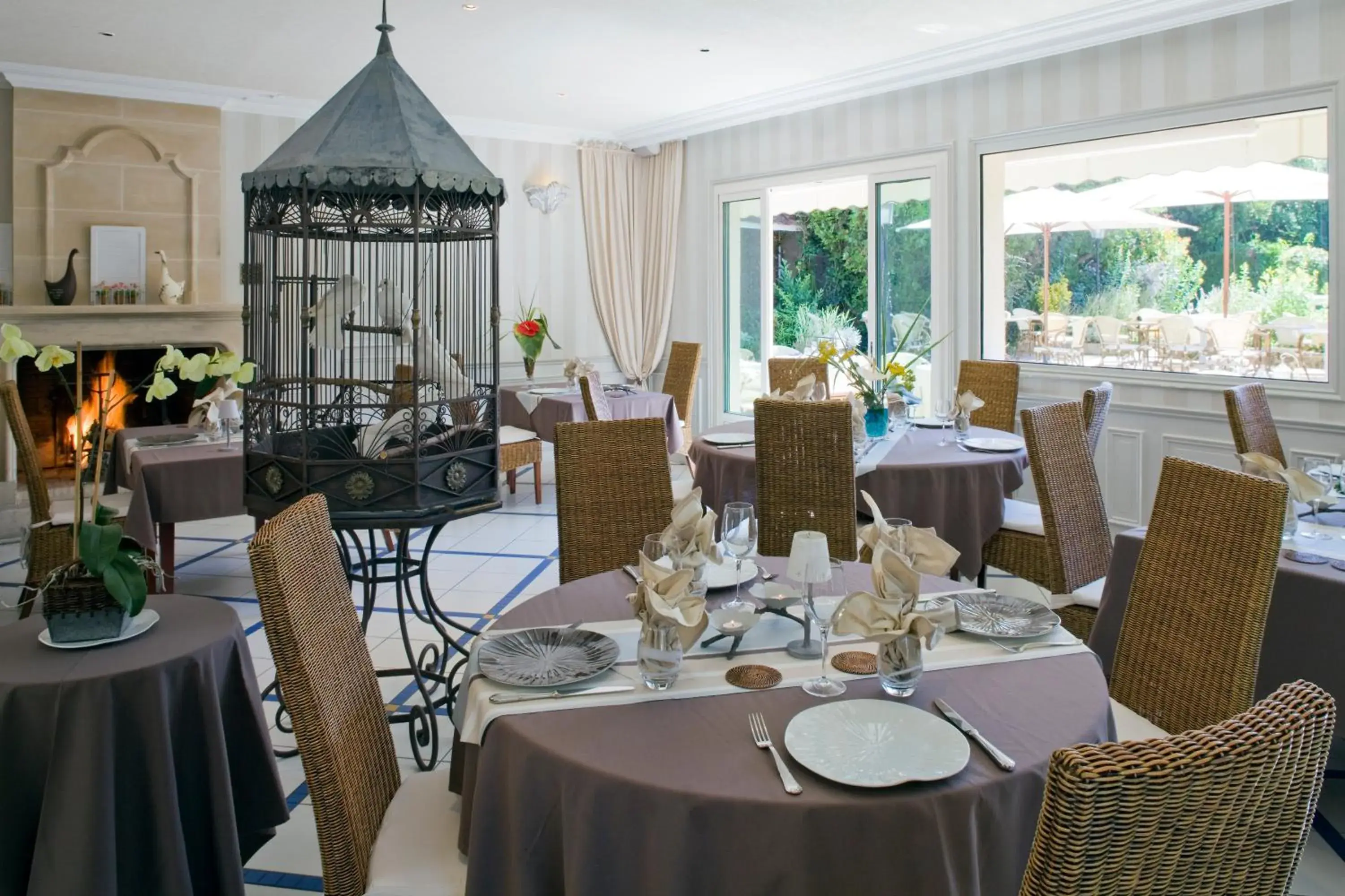 Restaurant/places to eat in Logis Auberge Du Centre Restaurant/places to eat in Logis Auberge Du Centre