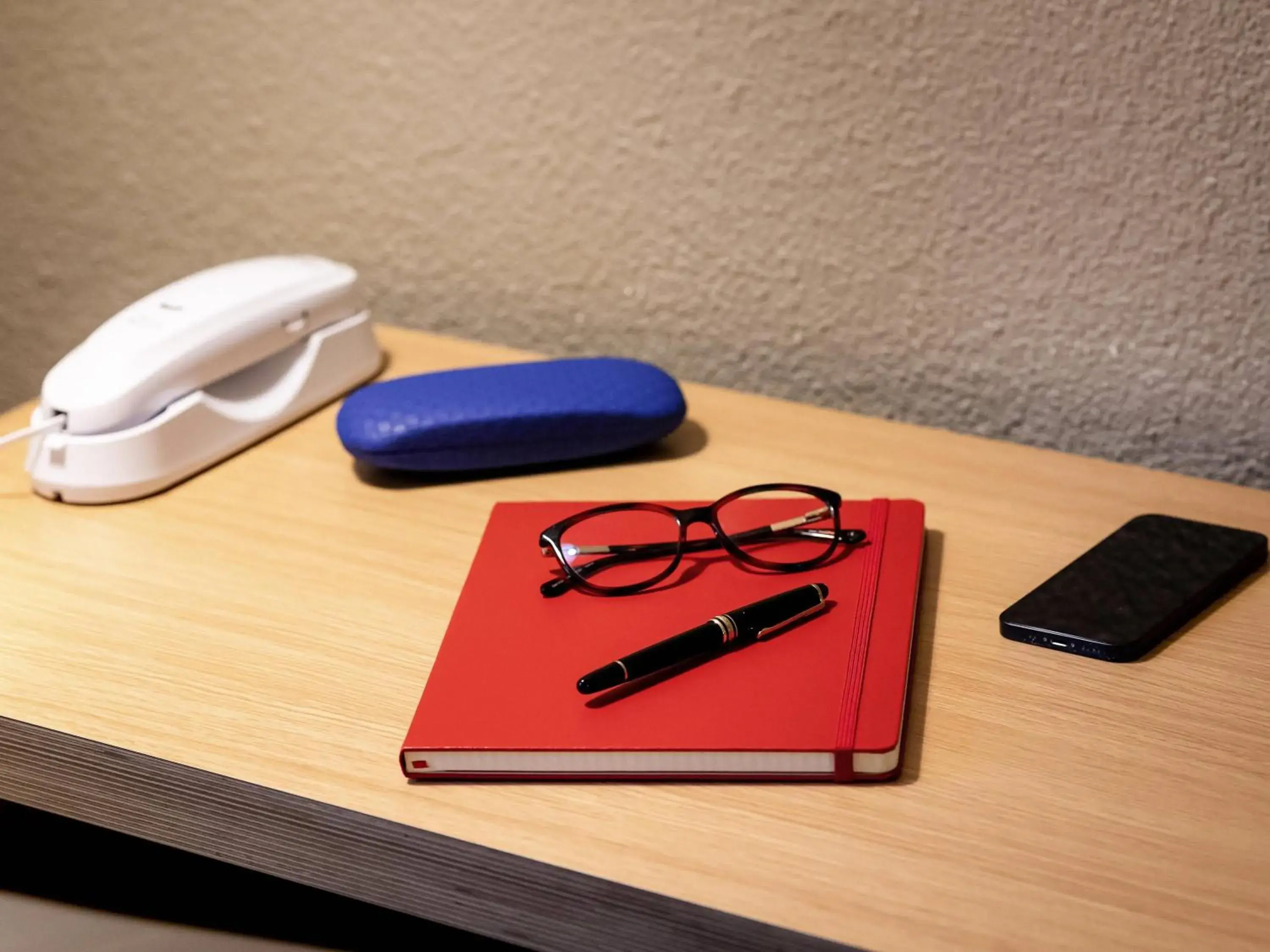 Bedroom in ibis Bordeaux Centre Meriadeck Bedroom in ibis Bordeaux Centre Meriadeck