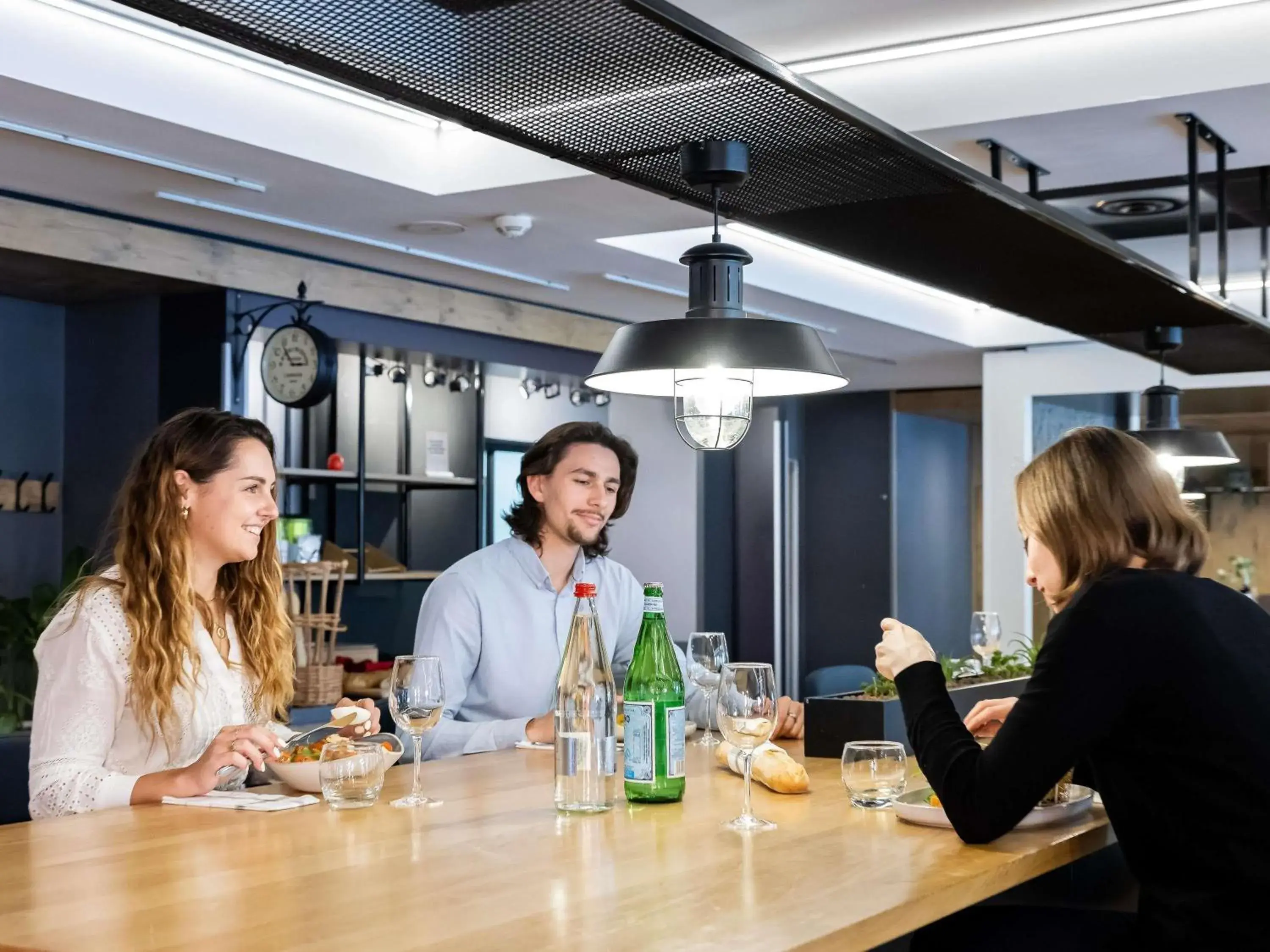 Restaurant/places to eat in ibis Bordeaux Centre Meriadeck Restaurant/places to eat in ibis Bordeaux Centre Meriadeck