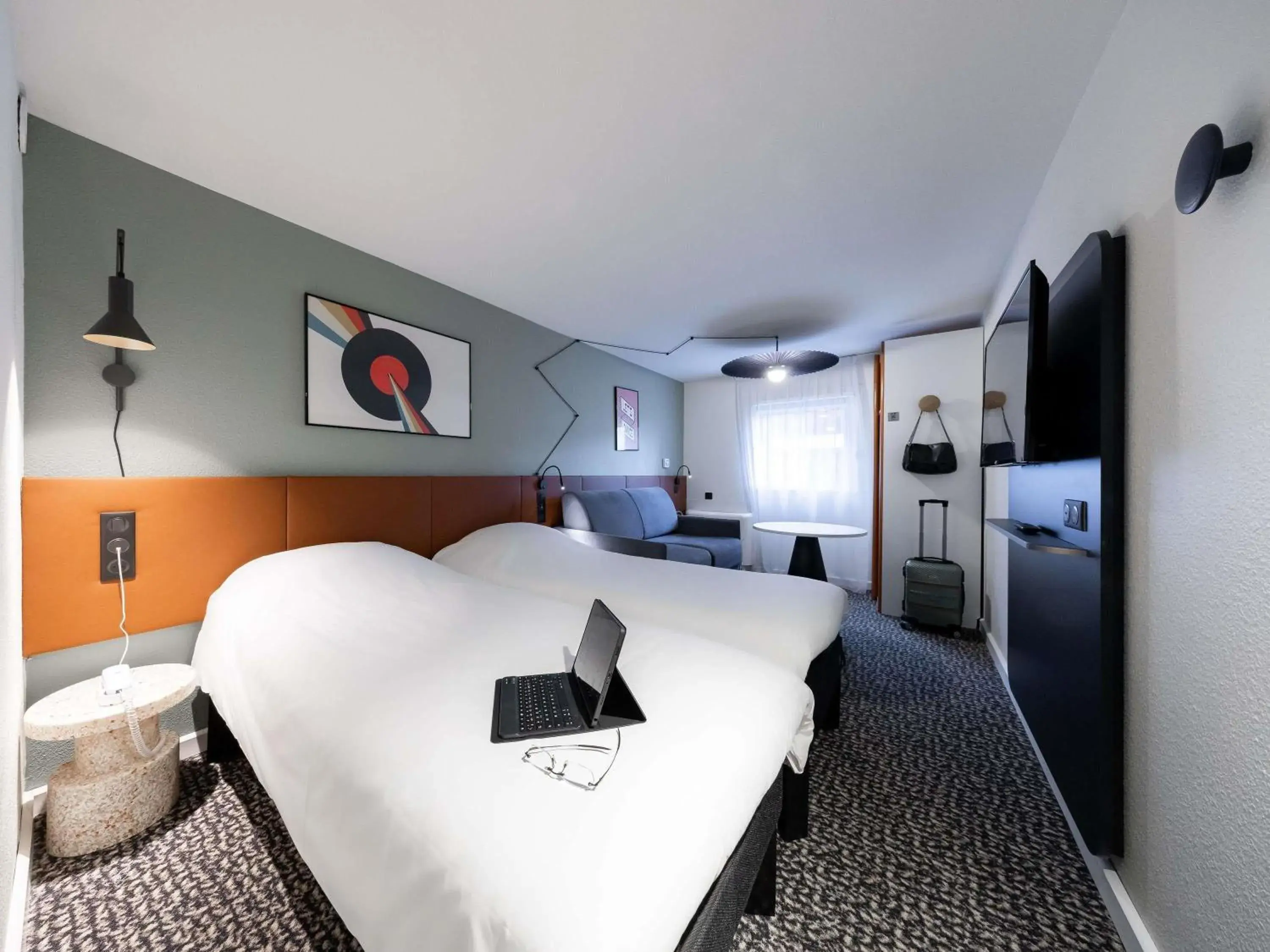 Bedroom, Bed in ibis Bordeaux Centre Meriadeck Bedroom, Bed in ibis Bordeaux Centre Meriadeck