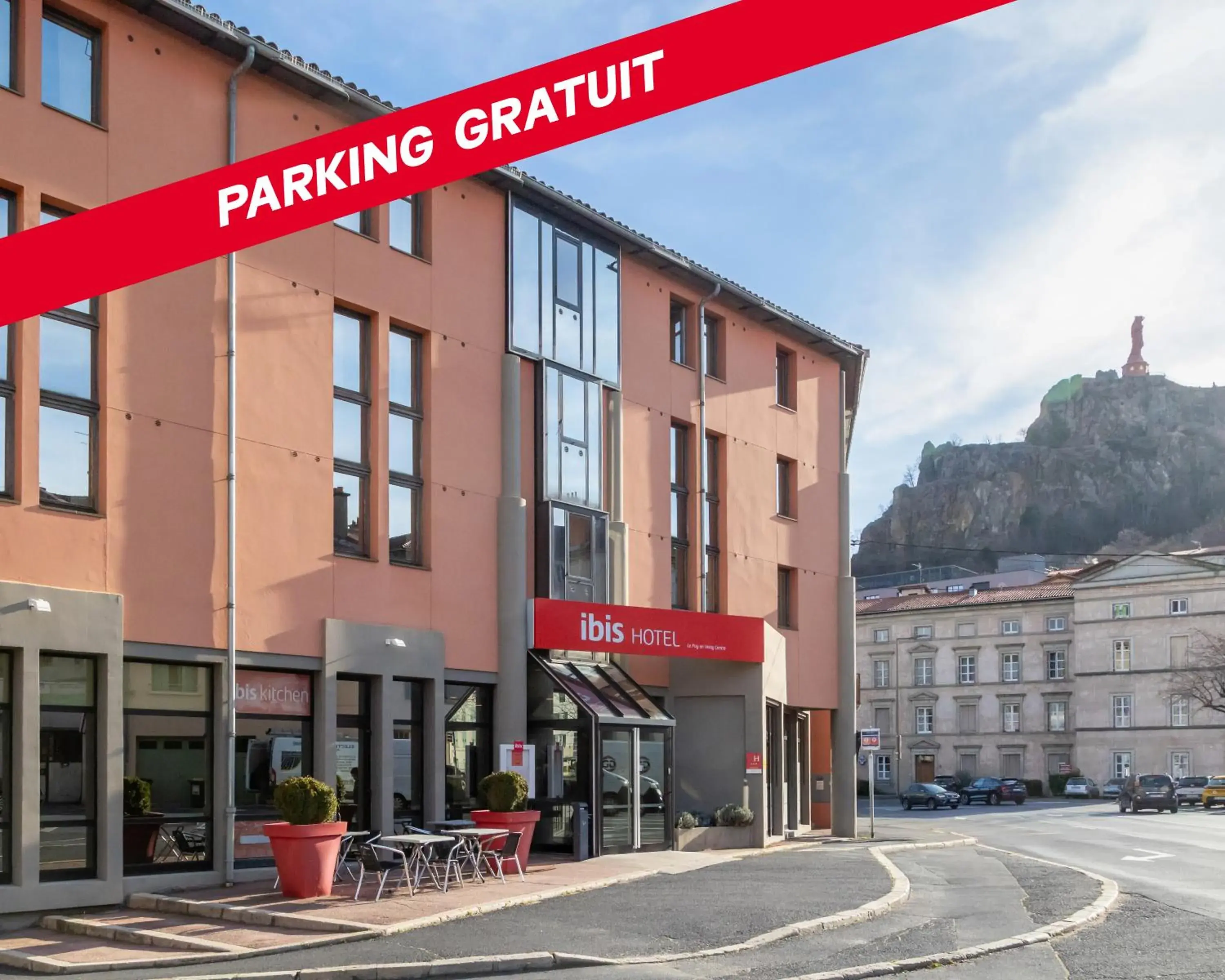 Property building in ibis Le Puy-en-Velay Centre Property building in ibis Le Puy-en-Velay Centre