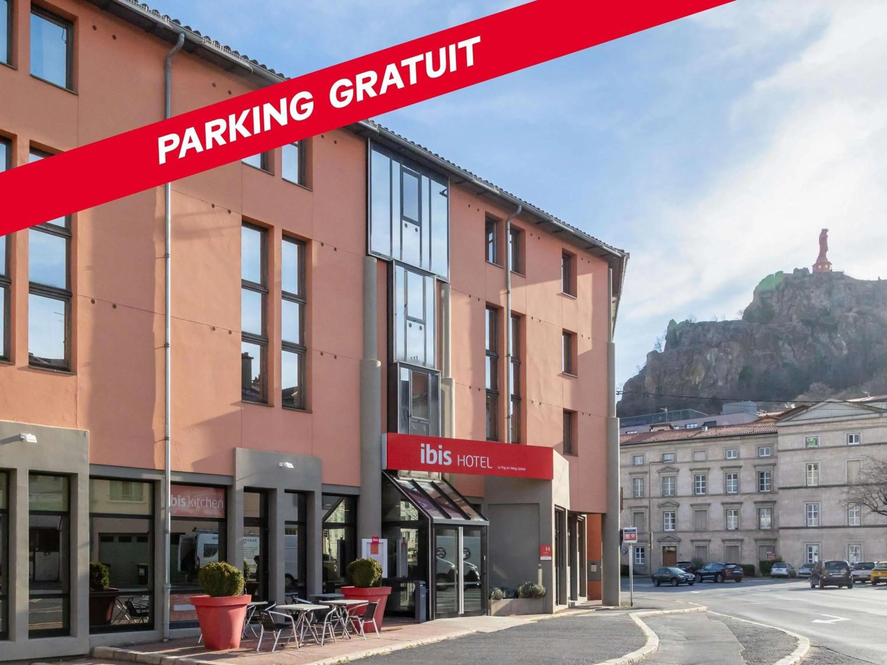 Property building in ibis Le Puy-en-Velay Centre