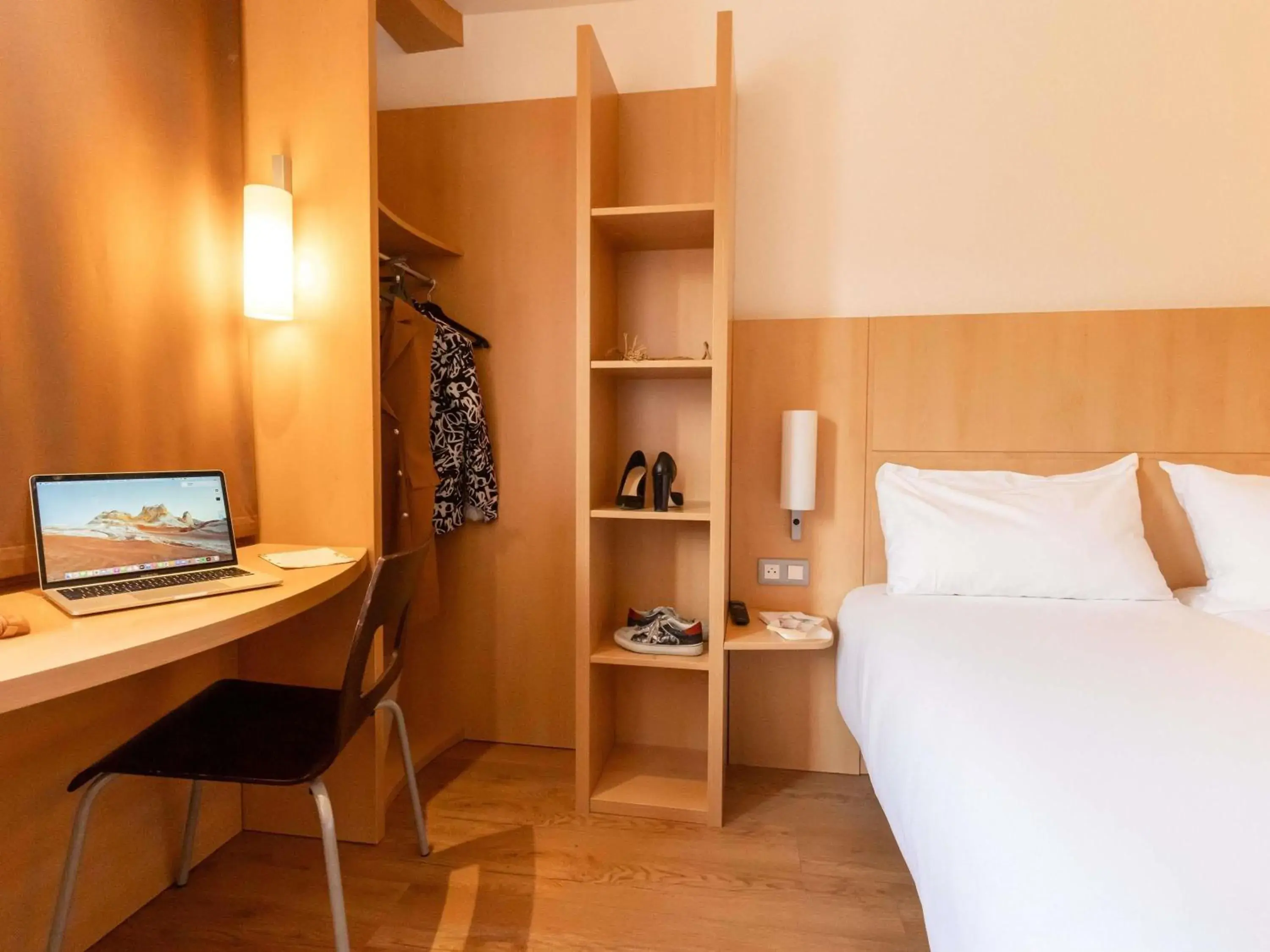 Standard Twin Room in ibis Le Puy-en-Velay Centre Standard Twin Room in ibis Le Puy-en-Velay Centre